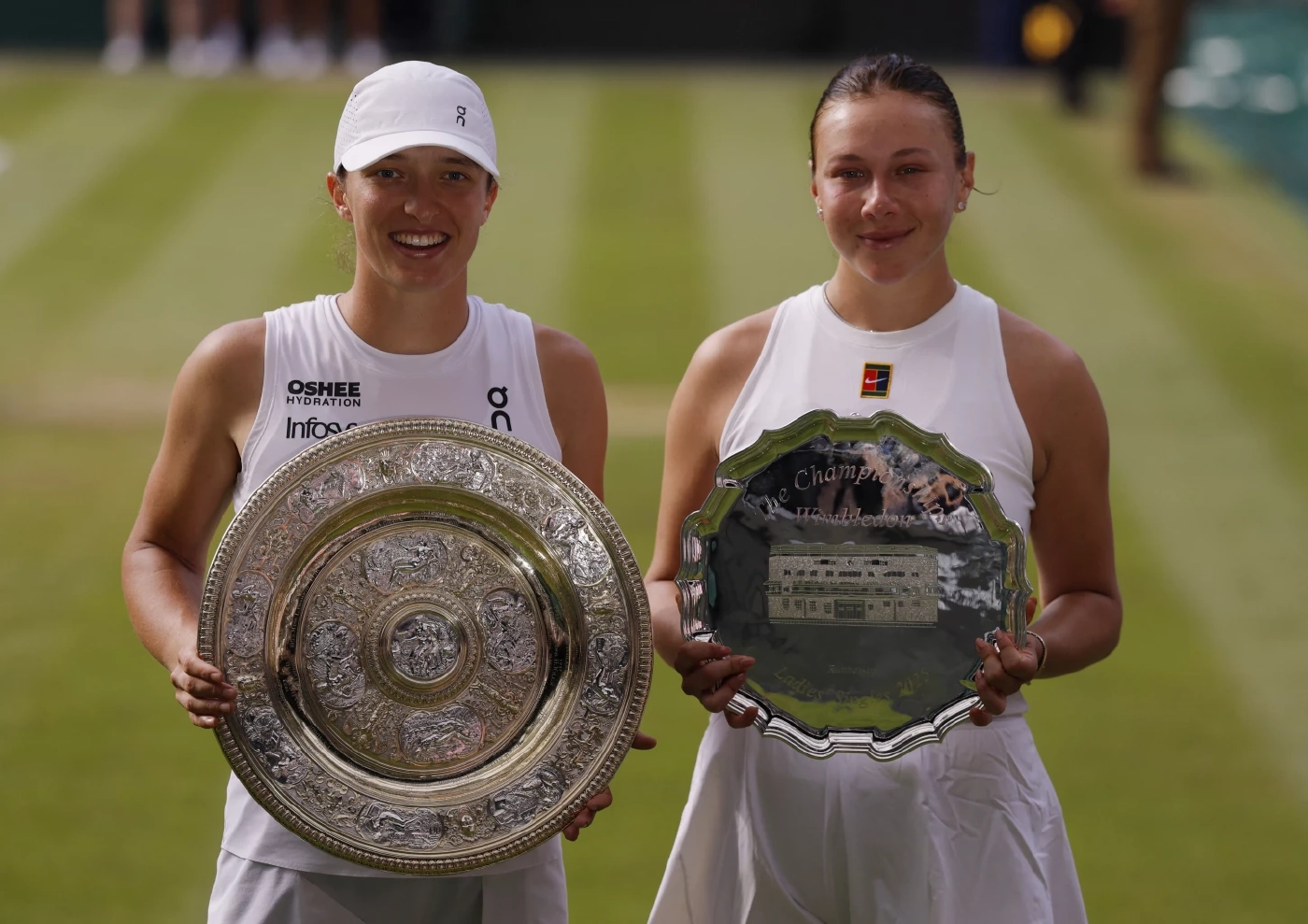 "สเวียเท็ก" ถล่ม "อนิซิโมว่า" 6-0, 6-0 คว้าแชมป์วิมเบิลดันสมัยแรก