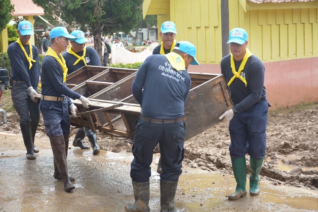 "ทัพอากาศ" ลุยฟื้นฟู "โรงเรียนบ้านแม่เปา" หลังถูกน้ำท่วมครั้งใหญ่