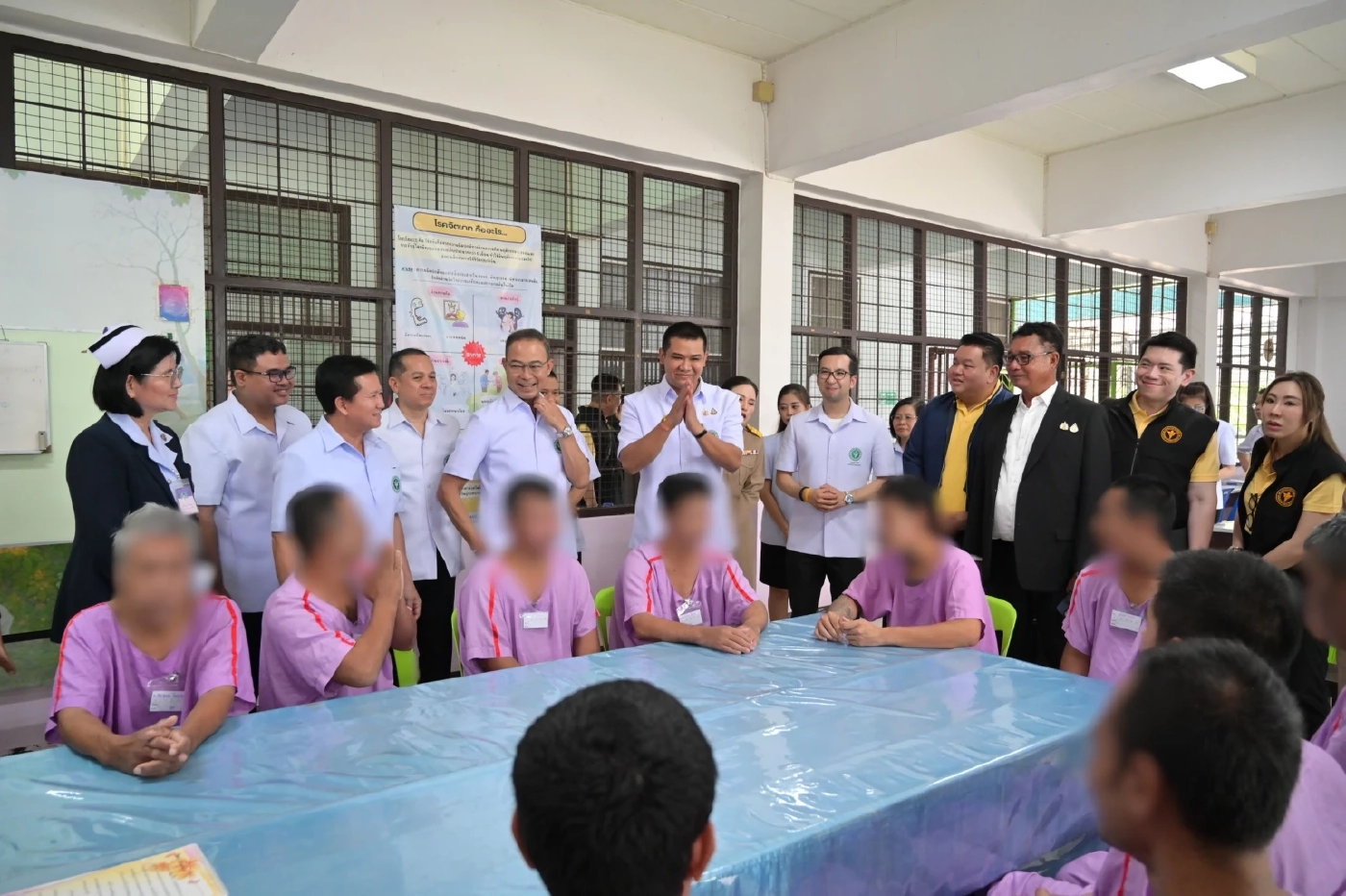 “ชัยชนะ” ลุยสุราษฎร์ฯ  ชู "สวนสราญรมย์โมเดล" แก้ยาเสพติด