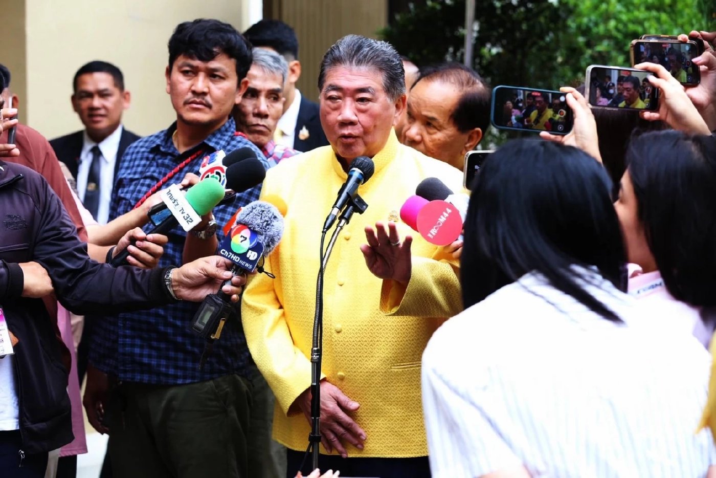 “ภูมิธรรม” รับหลังเที่ยงคืนยังมีปะทะบางจุด เหตุ "ทหารกัมพูชาไม่มีวินัย"