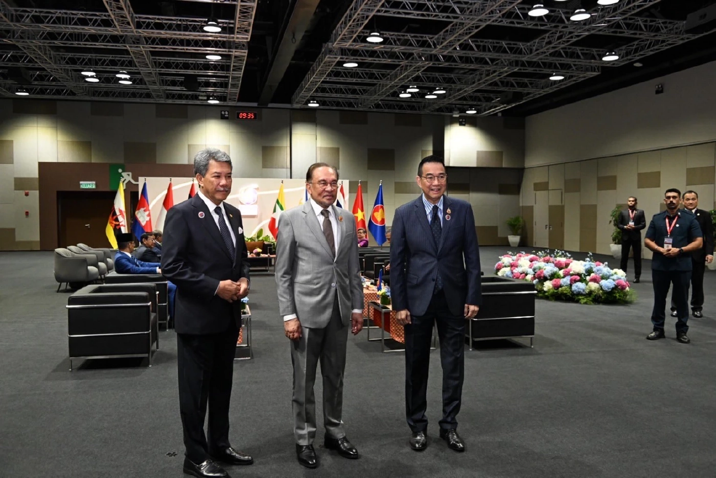 อาเซียน ชื่นชมไทยปราบคอลเซ็นเตอร์ - พร้อมรับมือภูมิรัฐศาสตร์โลก