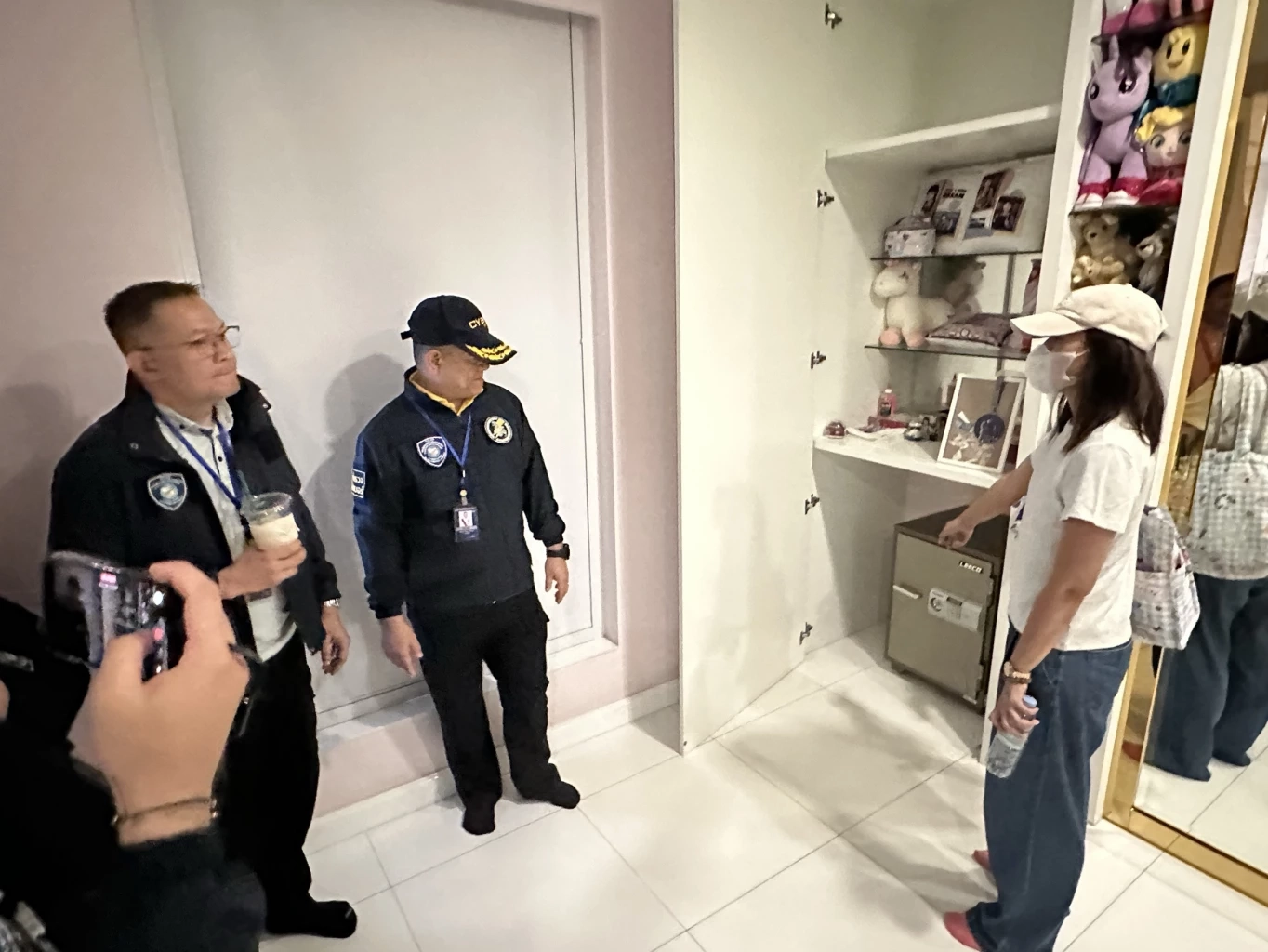 บุกคฤหาสน์หรู - เป้าหมาย 7 จุด ล่า 3 "ลูกก๊ก อาน” หลังออกหมายจับ