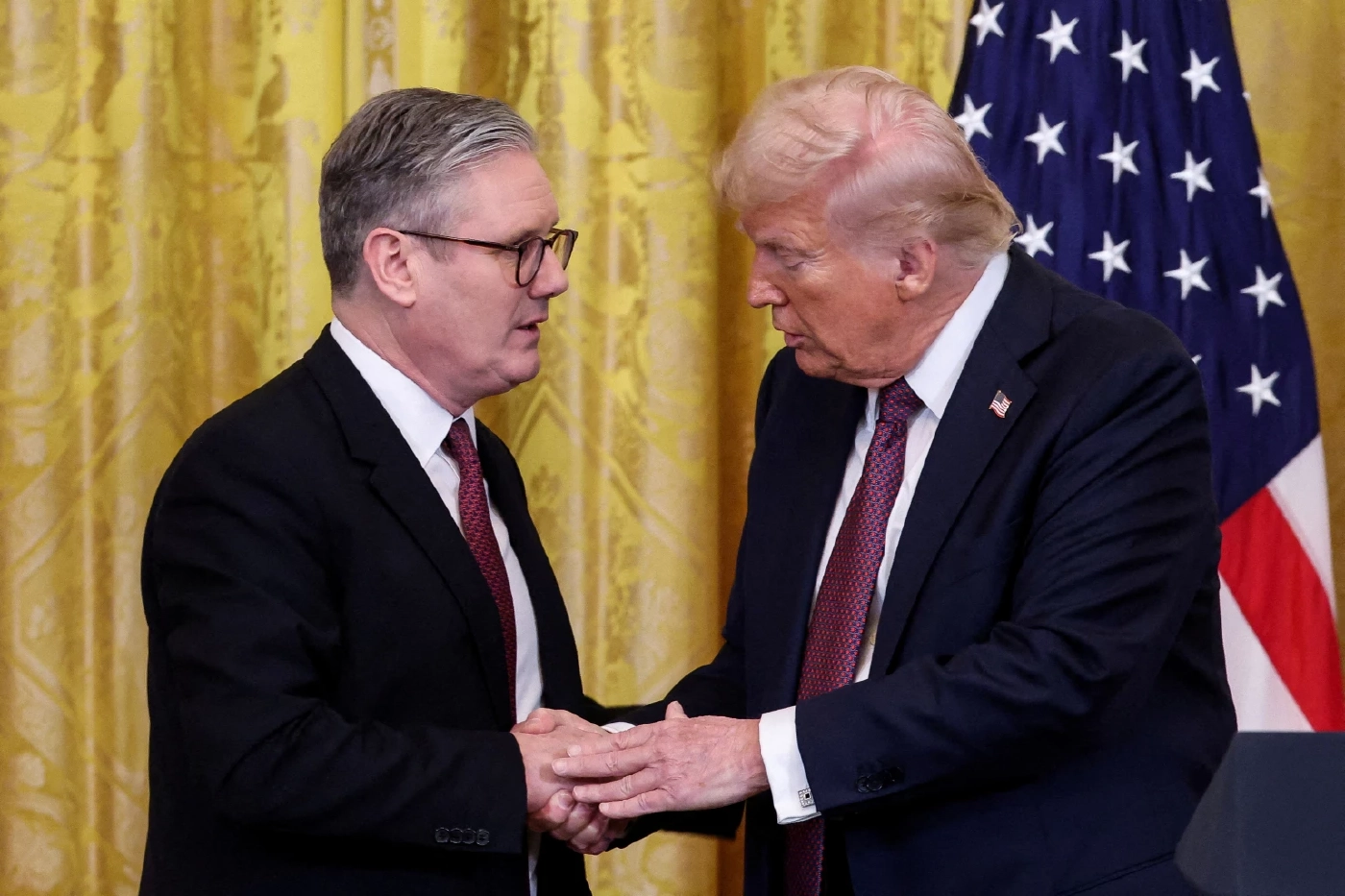 "ทรัมป์" ใช้ทฤษฎีคนบ้าเป็นกลไกบังคับโลก