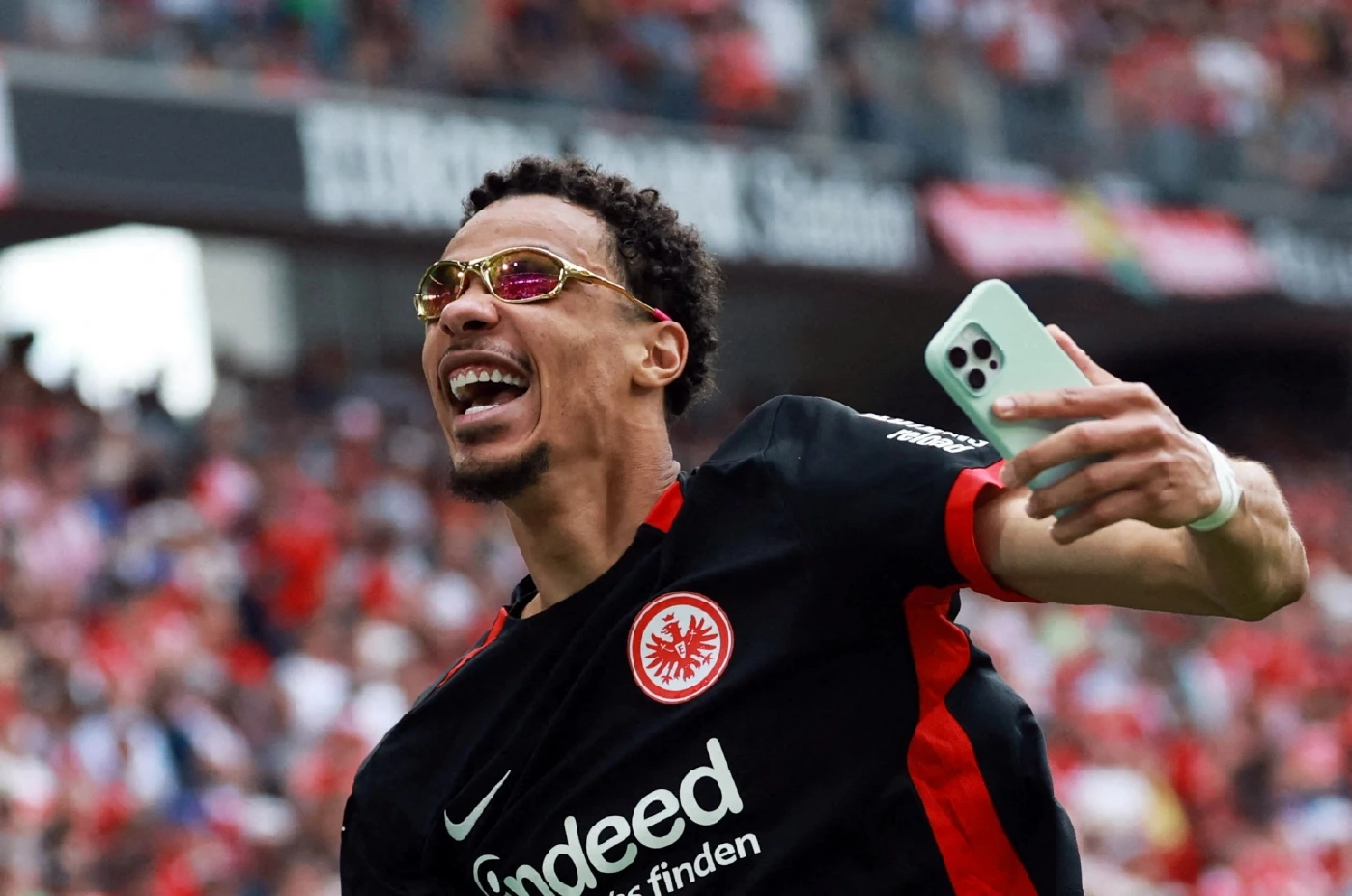 ลิเวอร์พูล เปิดตัว อูโก้ เอกิติเก้ เป็นนักเตะใหม่อย่างเป็นทางการ