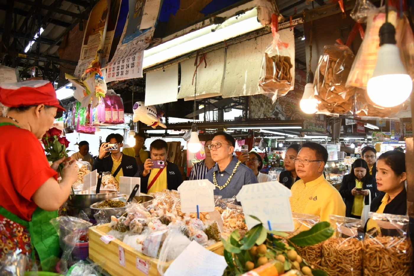 พาณิชย์ เร่งมาตรการช่วยชาวสวนลำไย ขยายตลาดอินเดีย-ยูเออี