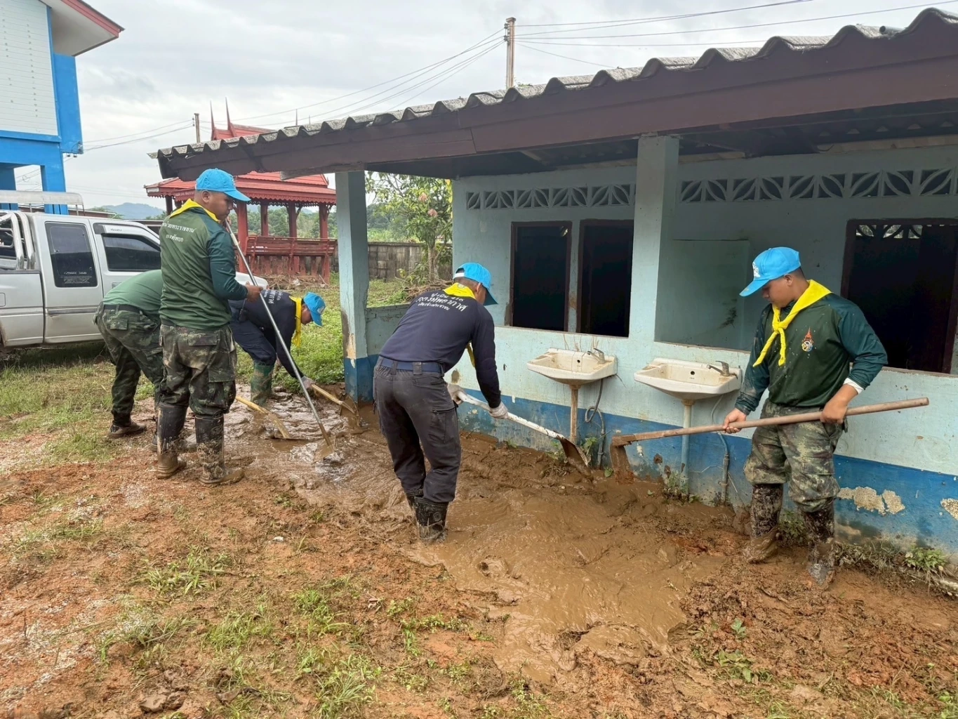 "ทัพอากาศ" ลุยฟื้นฟู "โรงเรียนบ้านแม่เปา" หลังถูกน้ำท่วมครั้งใหญ่