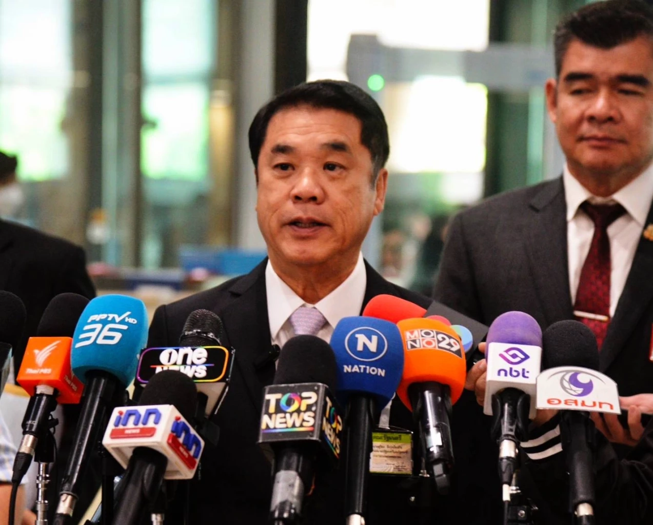 "สุริยะ" สั่งการ "ธนาคารที่ดิน" ช่วยประชาชนมีที่ดินทำกิน มีรายได้ พ้นความยากจน