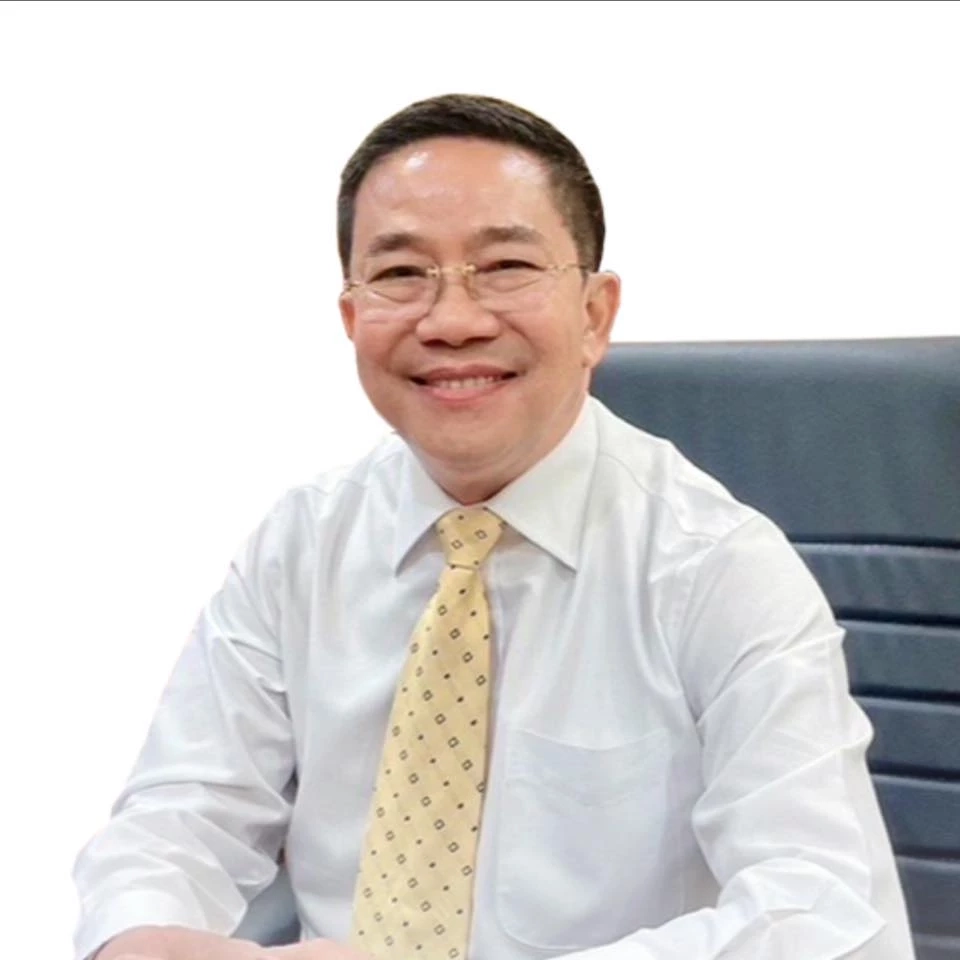 พิชิต  ชื่นบาน  อดีตรมต.สำนักนายกรัฐมนตรี 