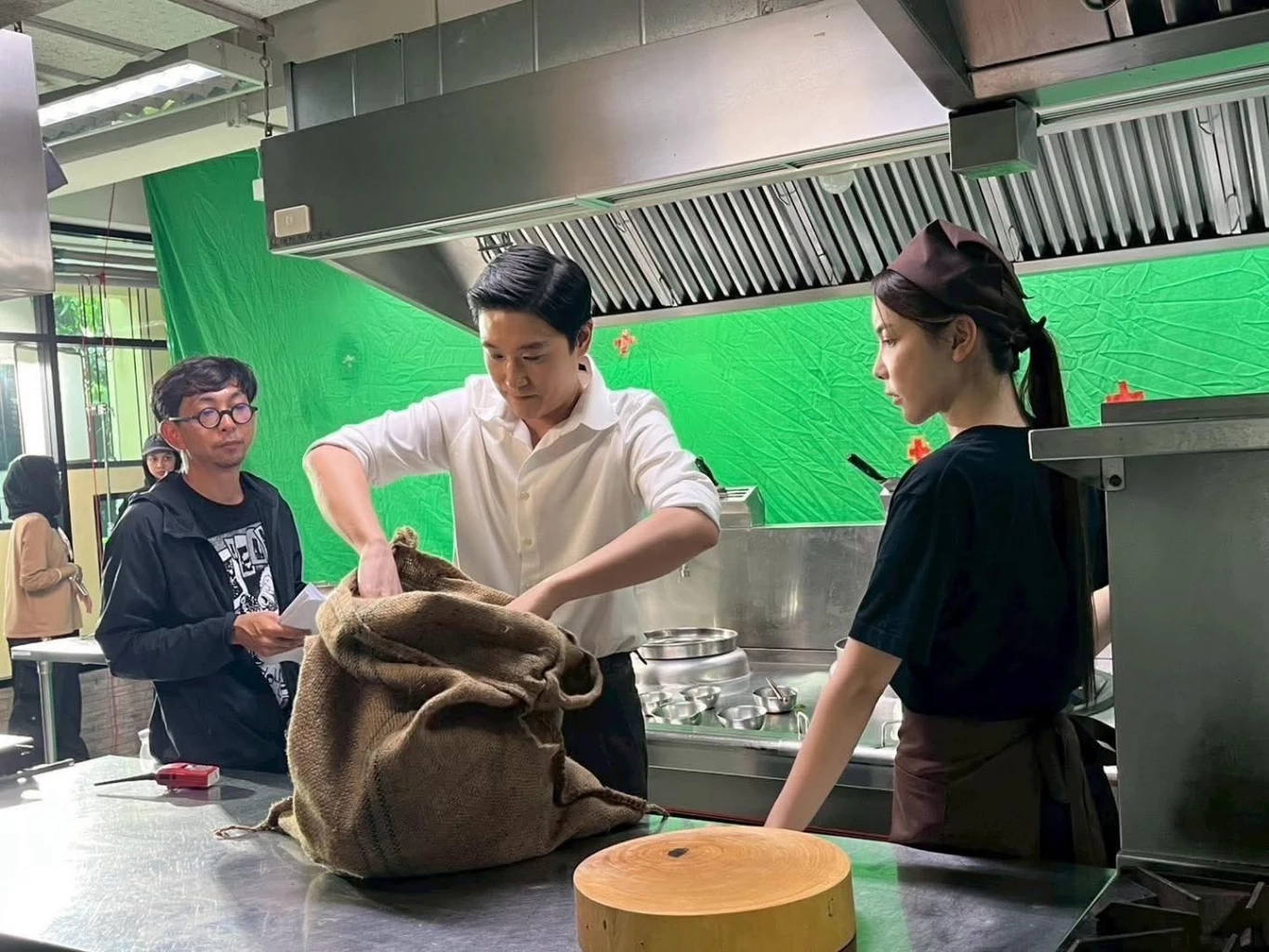 เปิดตัวภาพยนตร์ “สายใยรักสองแผ่นดิน” ฉลอง 50 ปีไทย-จีน