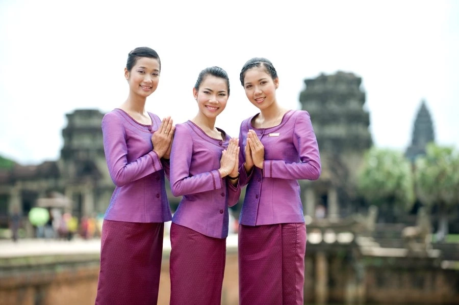ระวังขึ้นเครื่องบินผิด สายการบินแห่งชาติกัมพูชา คล้ายของไทย