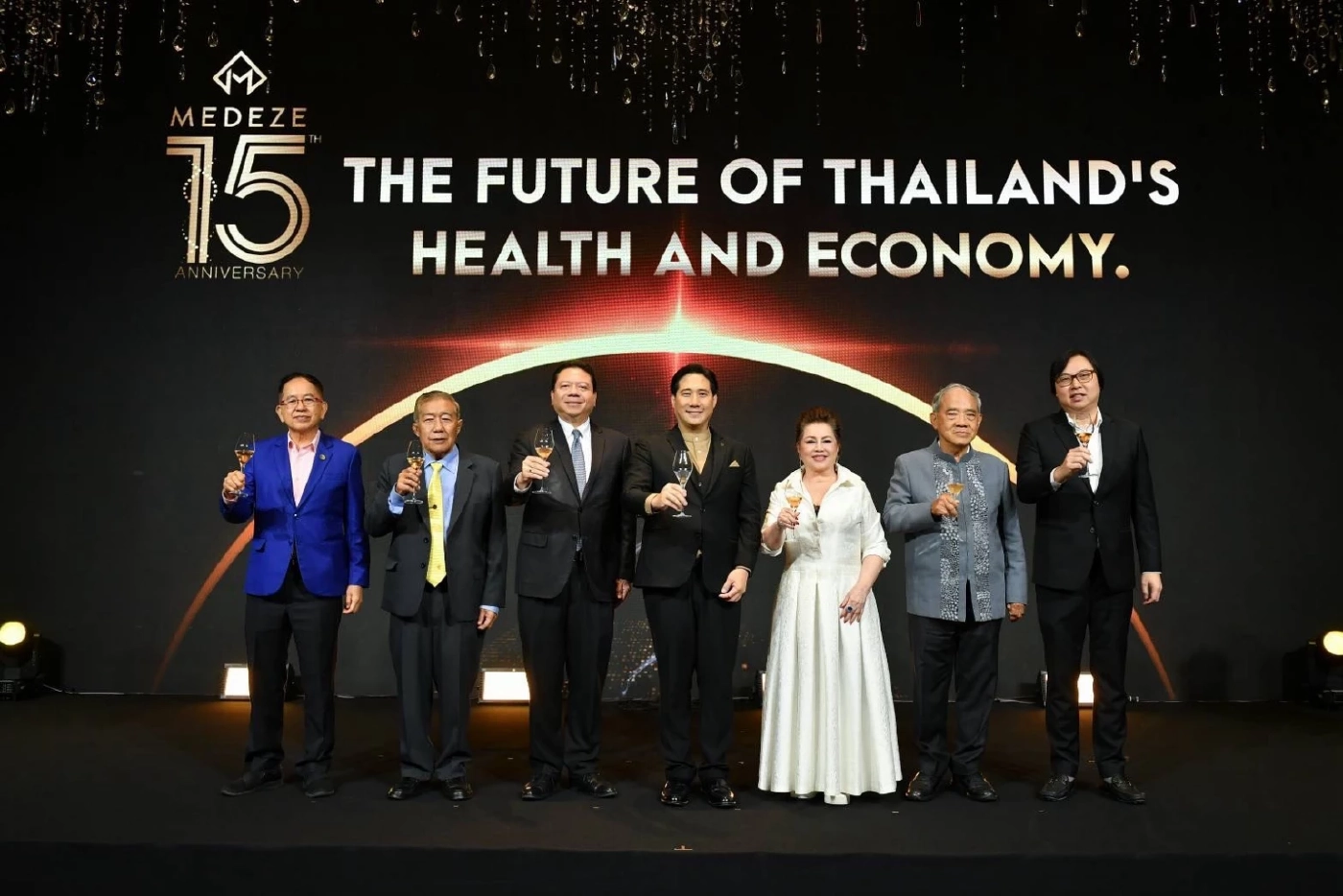 MEDEZE ฉลอง 15 ปี อย่างยิ่งใหญ่ เดินหน้า “Sandbox”  รวมพลังการแพทย์ไทยขับเคลื่อนเศรษฐกิจสู่ “HEALTH Economy”
