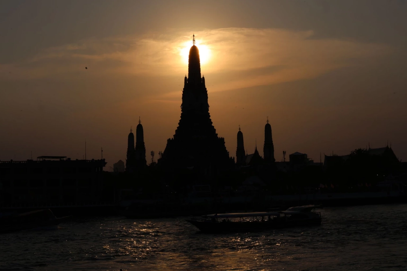 พระปรางค์วัดอรุณฯ