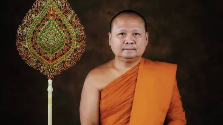 เบื้องลึก "อดีตเจ้าคุณอาชว์" หนีไปสึก เพราะขยาดหน่วยปราบทุจริต ที่นำโดย "บิ๊กเต่า"