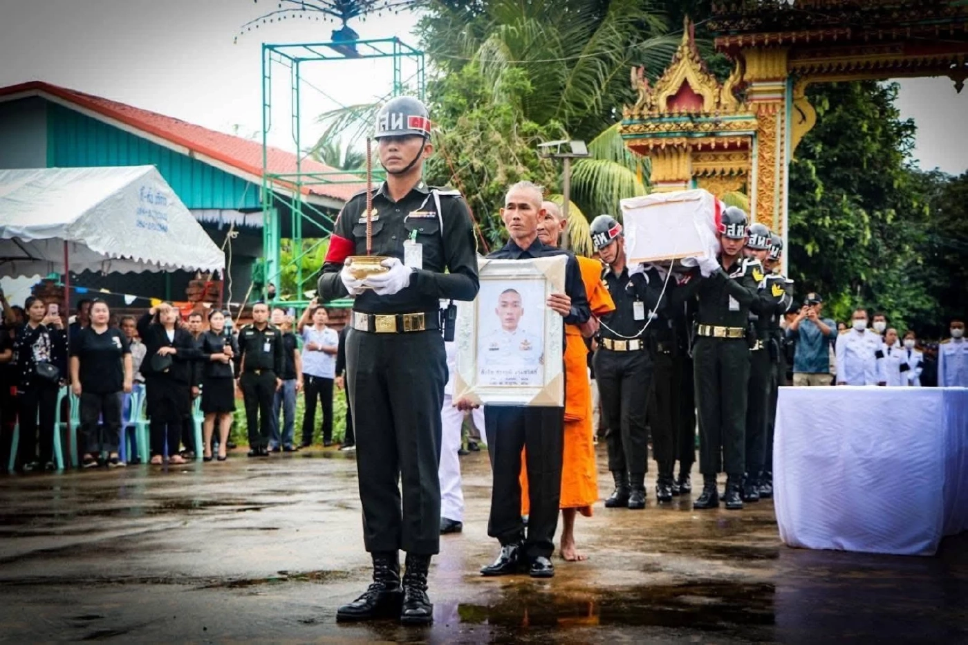 "พิธีส่งร่างทหารกล้า" สดุดีพลีชีพเพื่อชาติ เหตุปะทะชายแดน "ไทย-กัมพูชา"