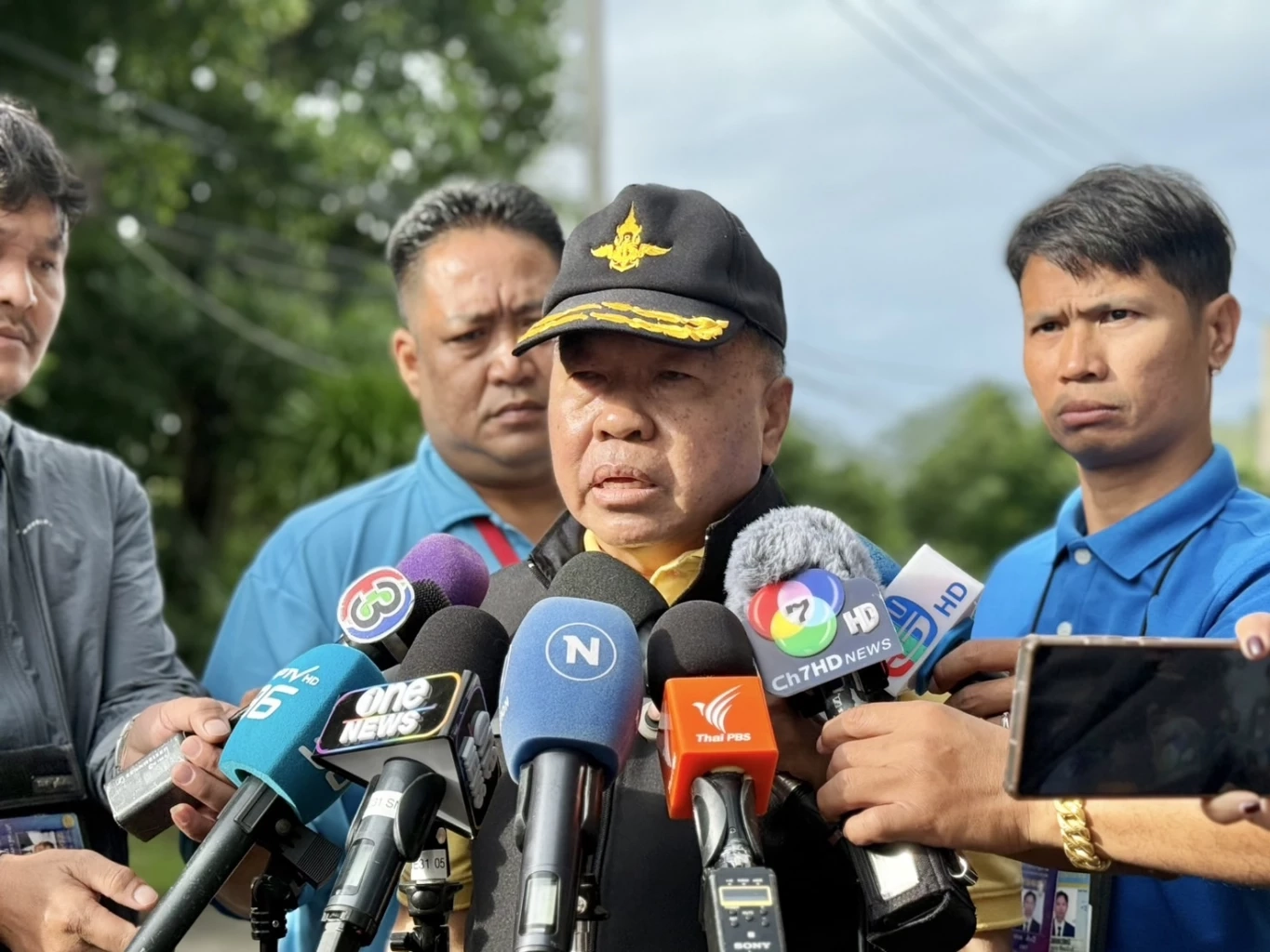 พลเอกณัฐพล​ นาคพาณิชย์ รัฐมนตรีช่วยว่าการกระทรวงกลาโหม 