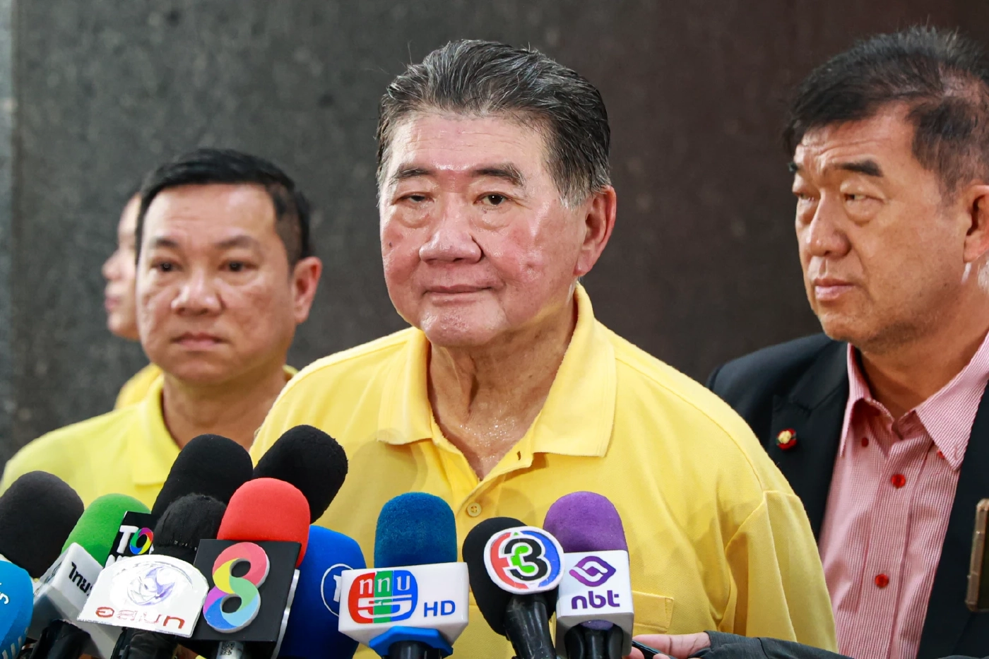 ภูมิธรรม เวชยชัย