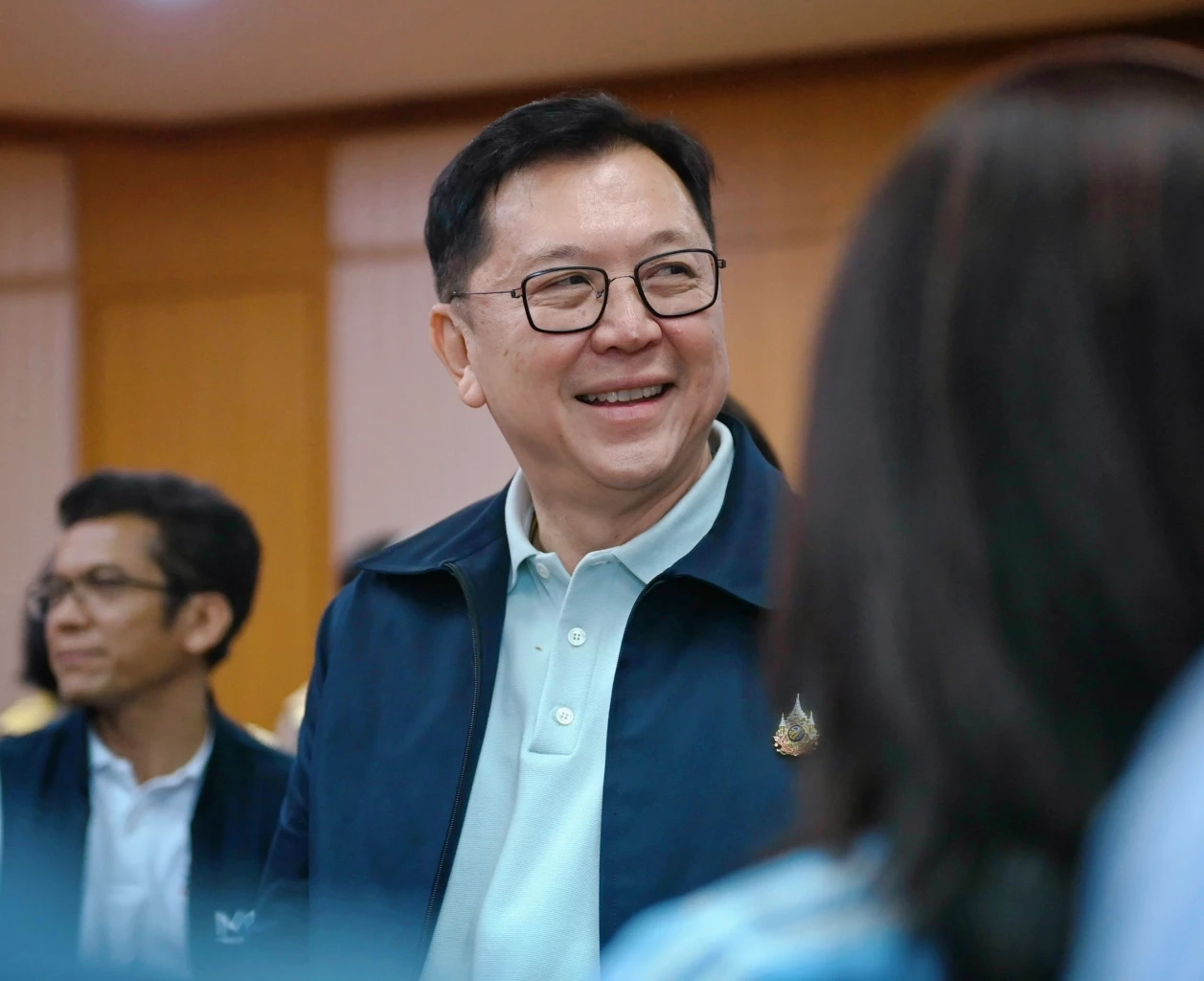 นายจตุพร บุรุษพัฒน์ รัฐมนตรีว่าการกระทรวงพาณิชย์