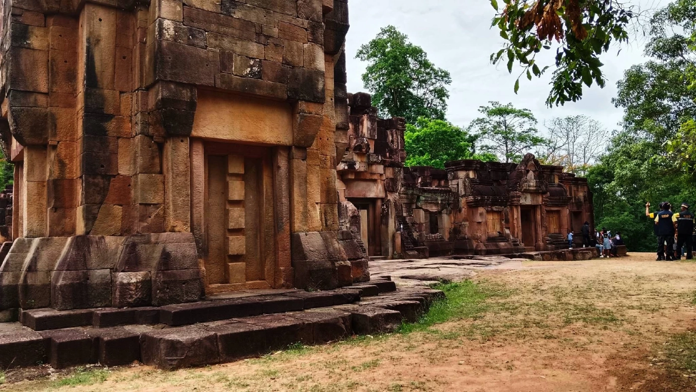 เหลี่ยมทุกดอก! โฆษก ทบ.แจง "กัมพูชา" เหลี่ยมจัด ย้ายหมุด "ปราสาทตาเมือนธม" ไปอยู่ฝั่งกัมพูชา