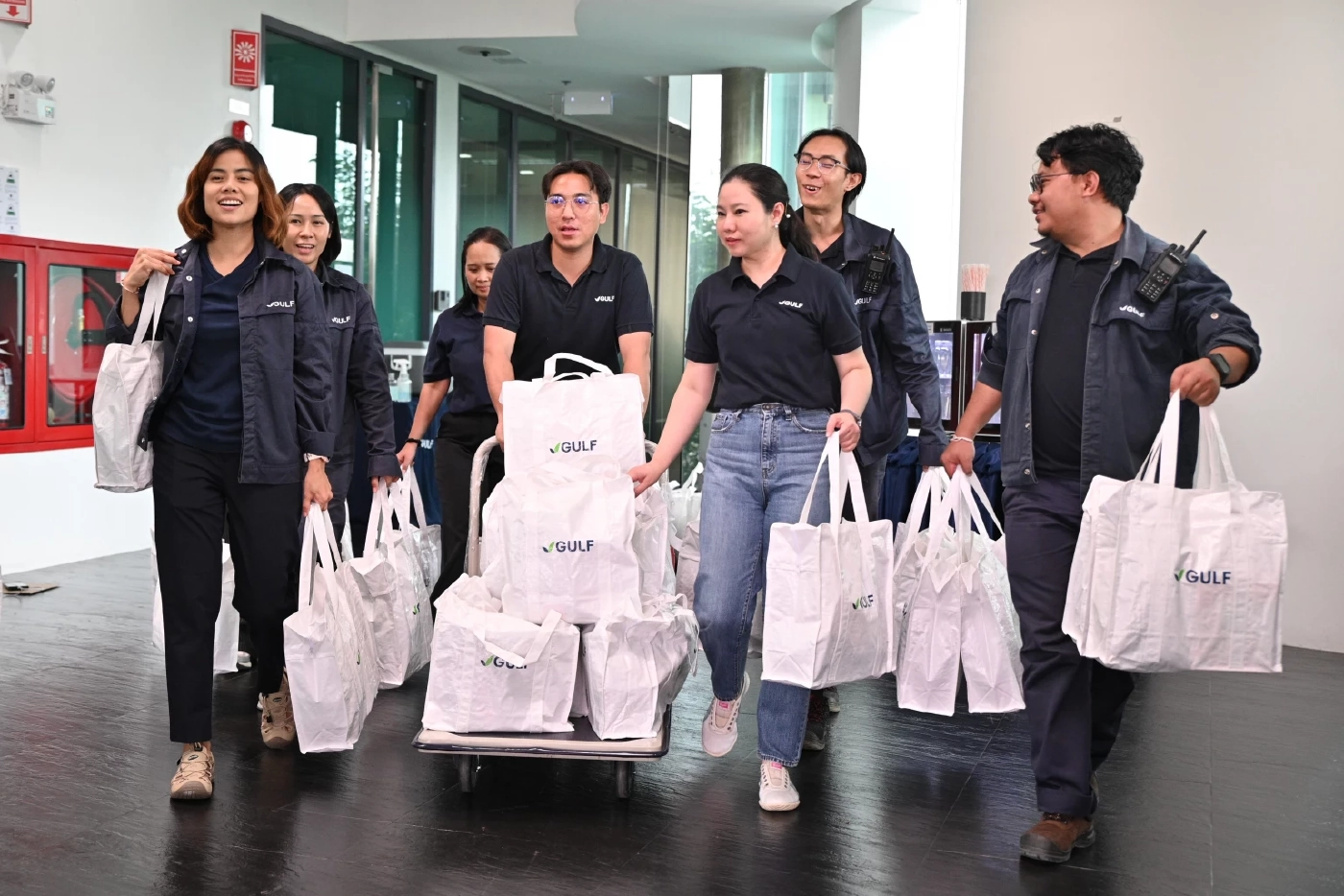 GULF ระดมทีม ‘กัลฟ์อาสา’ ร่วมแพ็คถุงยังชีพ 1,000 ชุด ส่งต่อชายแดน