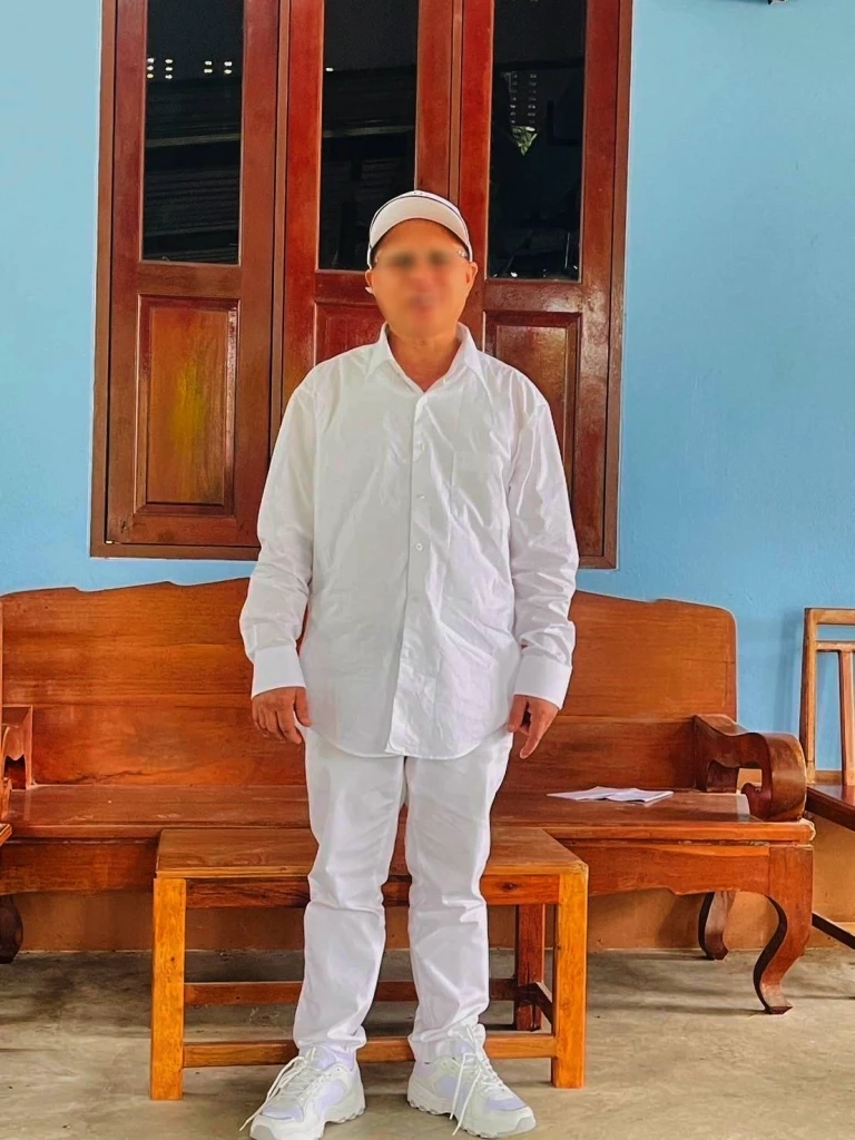 สึกอีกรูป! "ผช.เจ้าอาวาสวัดกัลยาณมิตร" ดอดสึกที่ ระยอง ปมเอี่ยว "สีกากอล์ฟ"