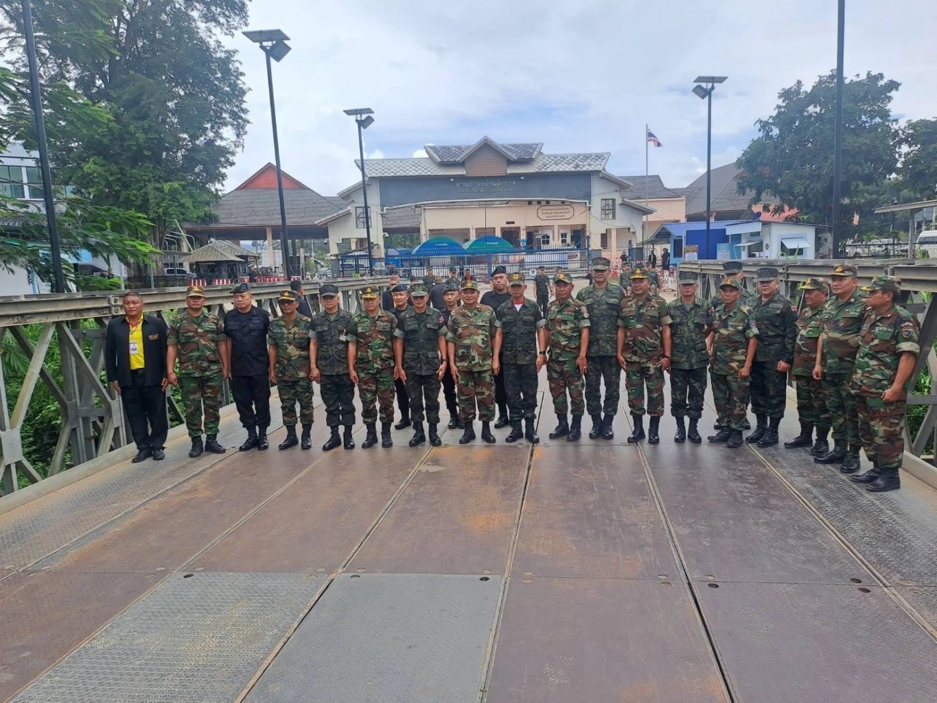 กปช.จต. คุยออนไลน์ "ทหารกัมพูชา" หยุดยิง-ห้ามเคลื่อนย้ายกำลัง รอการประชุม GBC 4 ส.ค.นี้