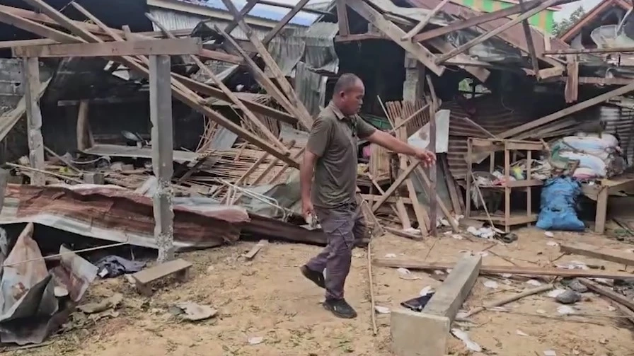 กระสุนปืนใหญ่กัมพูชาตกใส่บ้านเรือนประชาชน เสียชีวิต 1 ราย