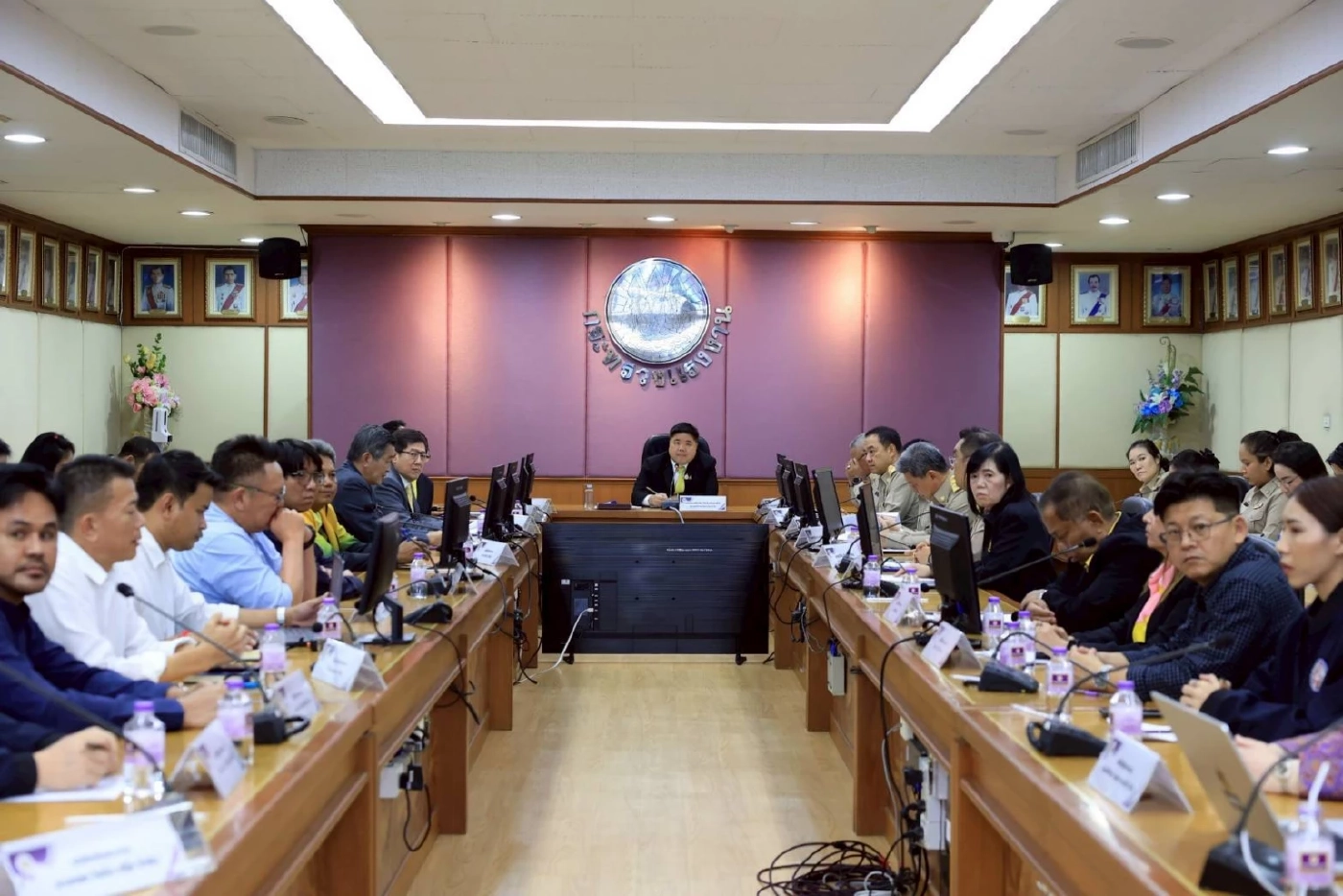 “พงศ์กวิน”ซักซ้อมมาตรการฉุกเฉินอิสราเอลหลังความต้องการพุ่ง 10,000 อัตรา ฐานค่าแรงขั้นต่ำ 60,000 บาท/เดือน