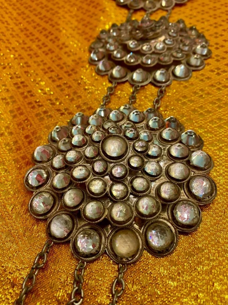 ร้อง “ทิดวิรัช” แอบบูรณะหลวงพ่อเพชร ถามทอง-สร้อยสังวาลย์ อยู่ไหน