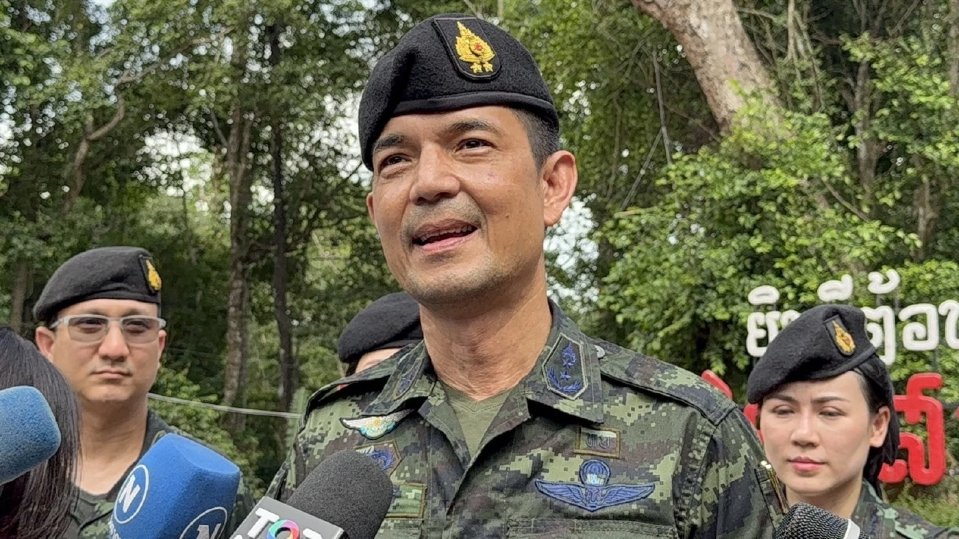 พล.ต.วินธัย สุวารี โฆษกกองทัพบก 