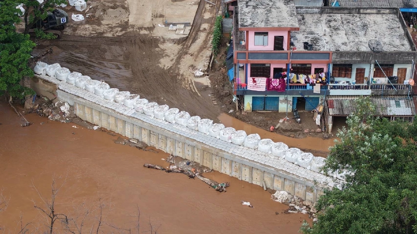 "ทบ." เร่งฟื้นฟูพื้นน้ำท่วม "ภาคเหนือ" ป้องกันน้ำหลากระยะยาว