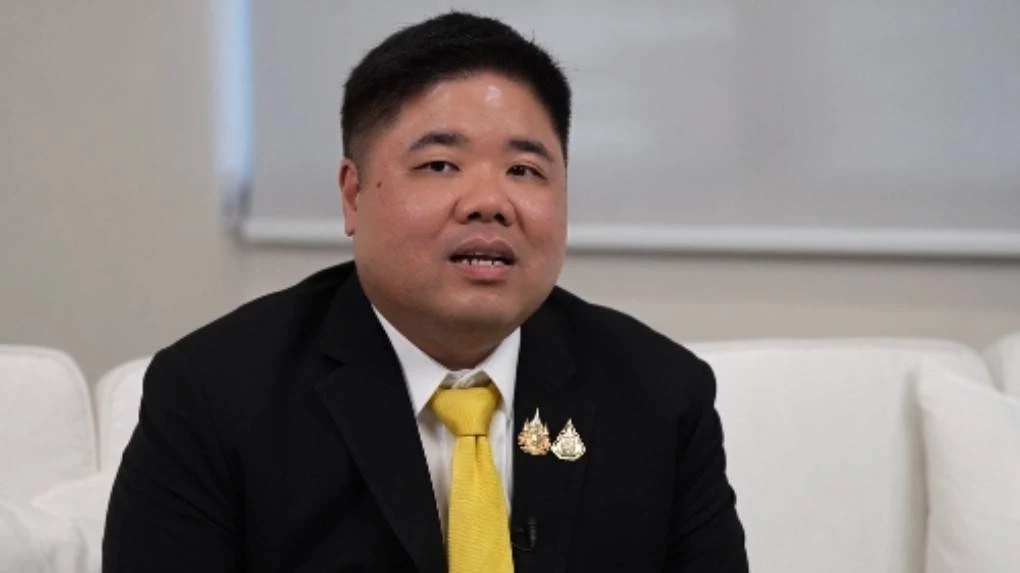 พงศ์กวิน จึงรุ่งเรืองกิจ รมว.แรงงาน 