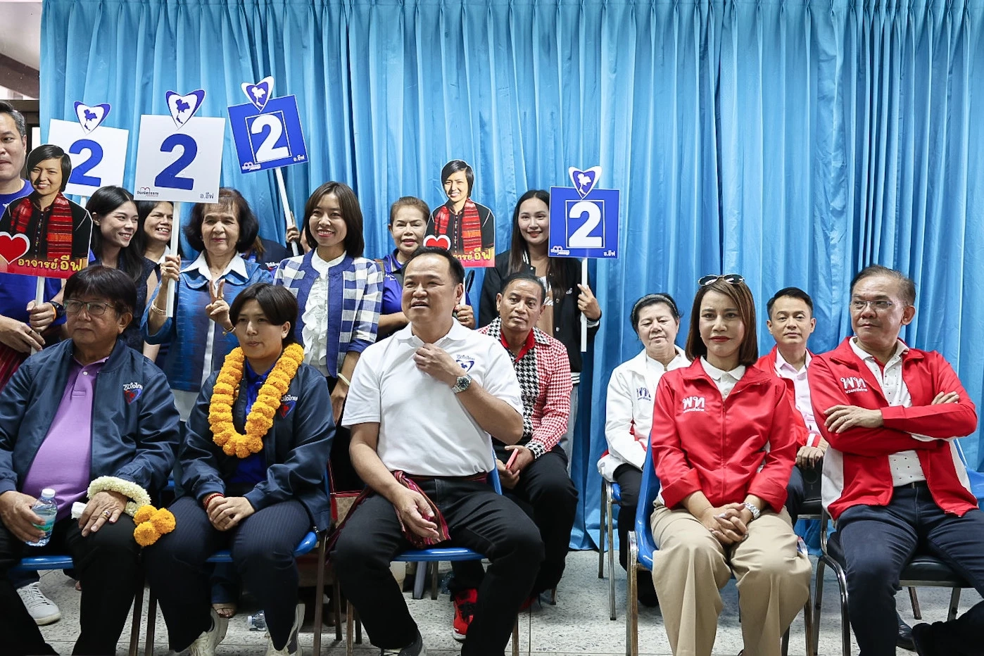 “อนุทิน” ลุยศรีสะเกษ ช่วยสู้ศึกเลือกตั้งซ่อมถิ่นเพื่อไทย