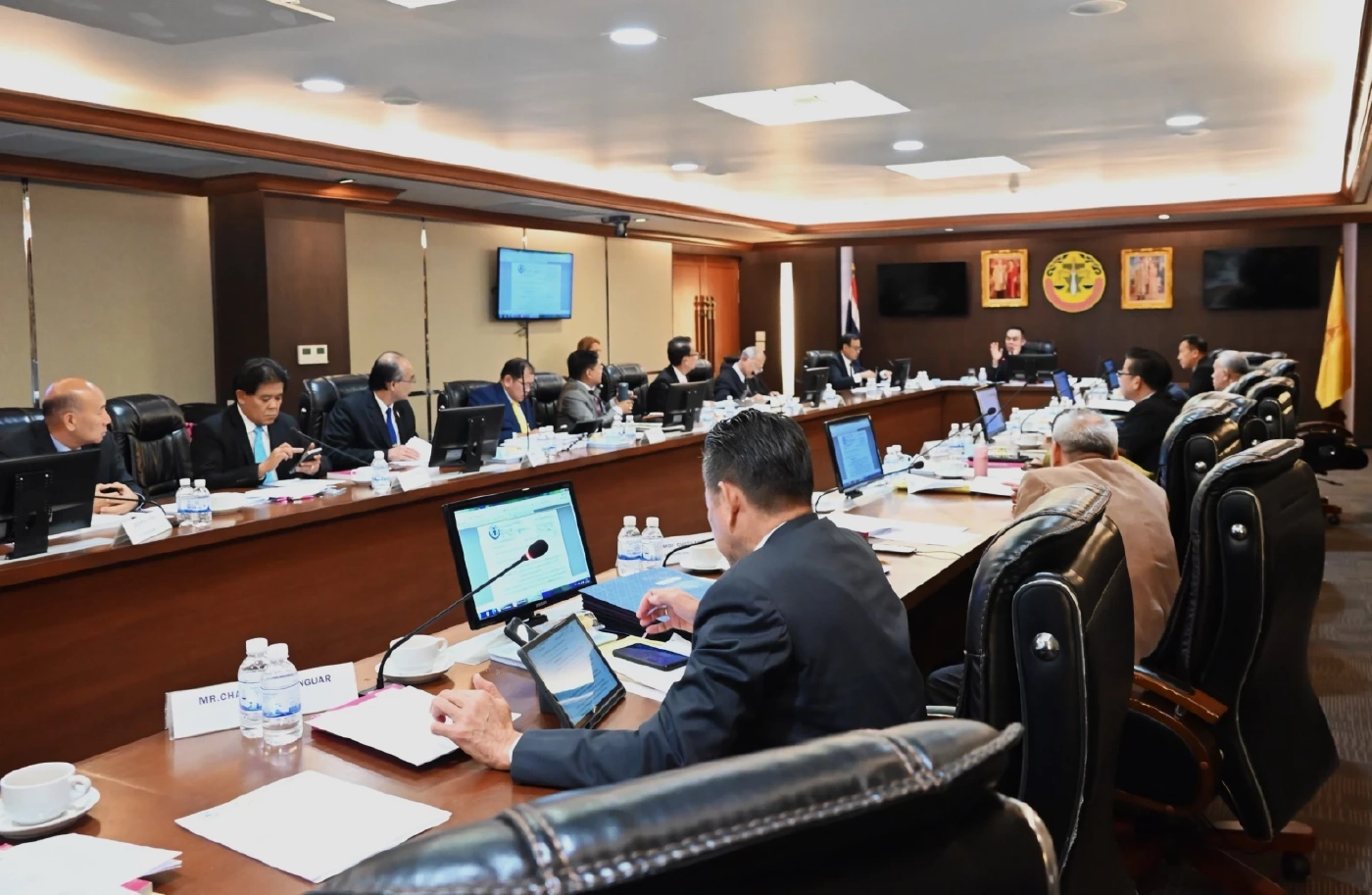 ”วิเชียร“จัดทนายความนั่งศาลทุกวัน ให้ทนายแต่งกายตามเพศสภาพได้