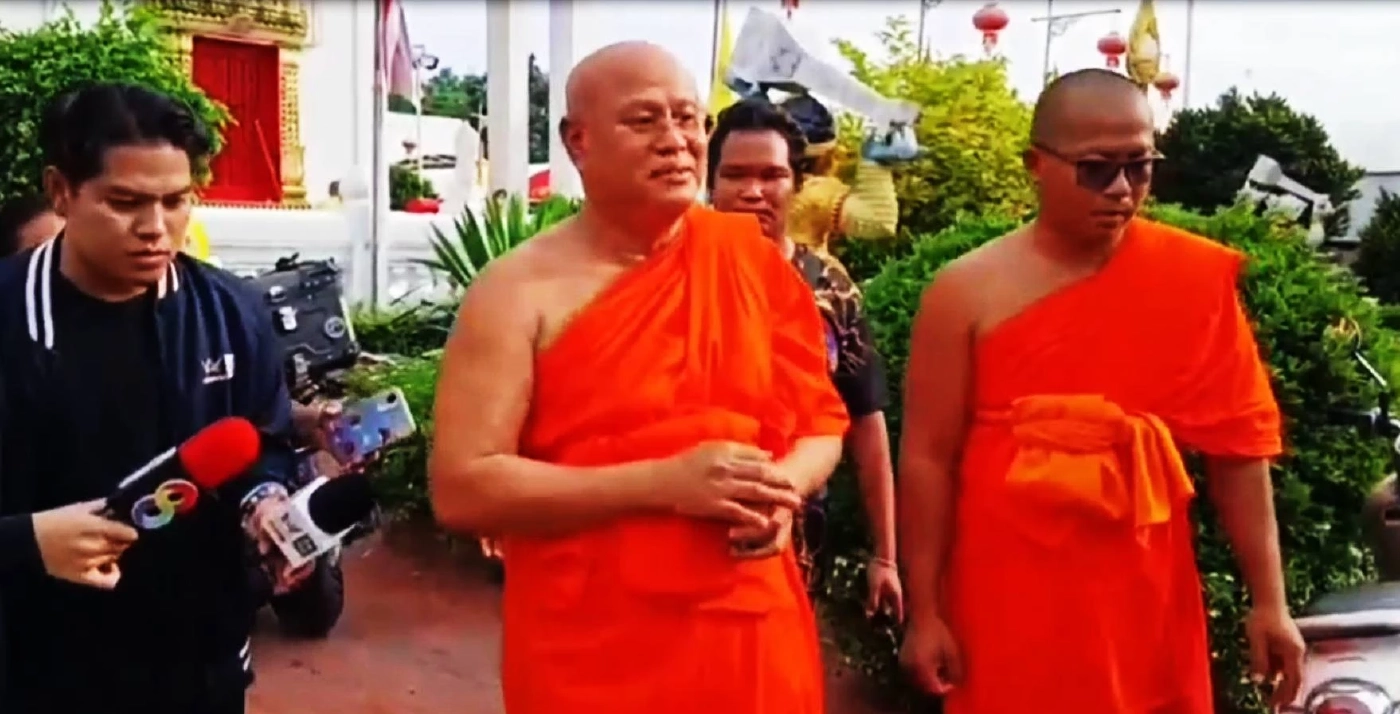 เปิดคลิป! "เจ้าคณะจังหวัดพิจิตร" ยืนยันความบริสุทธิ์ "ไม่สึก" หลังมีข่าวเอี่ยว "สีกากอล์ฟ"