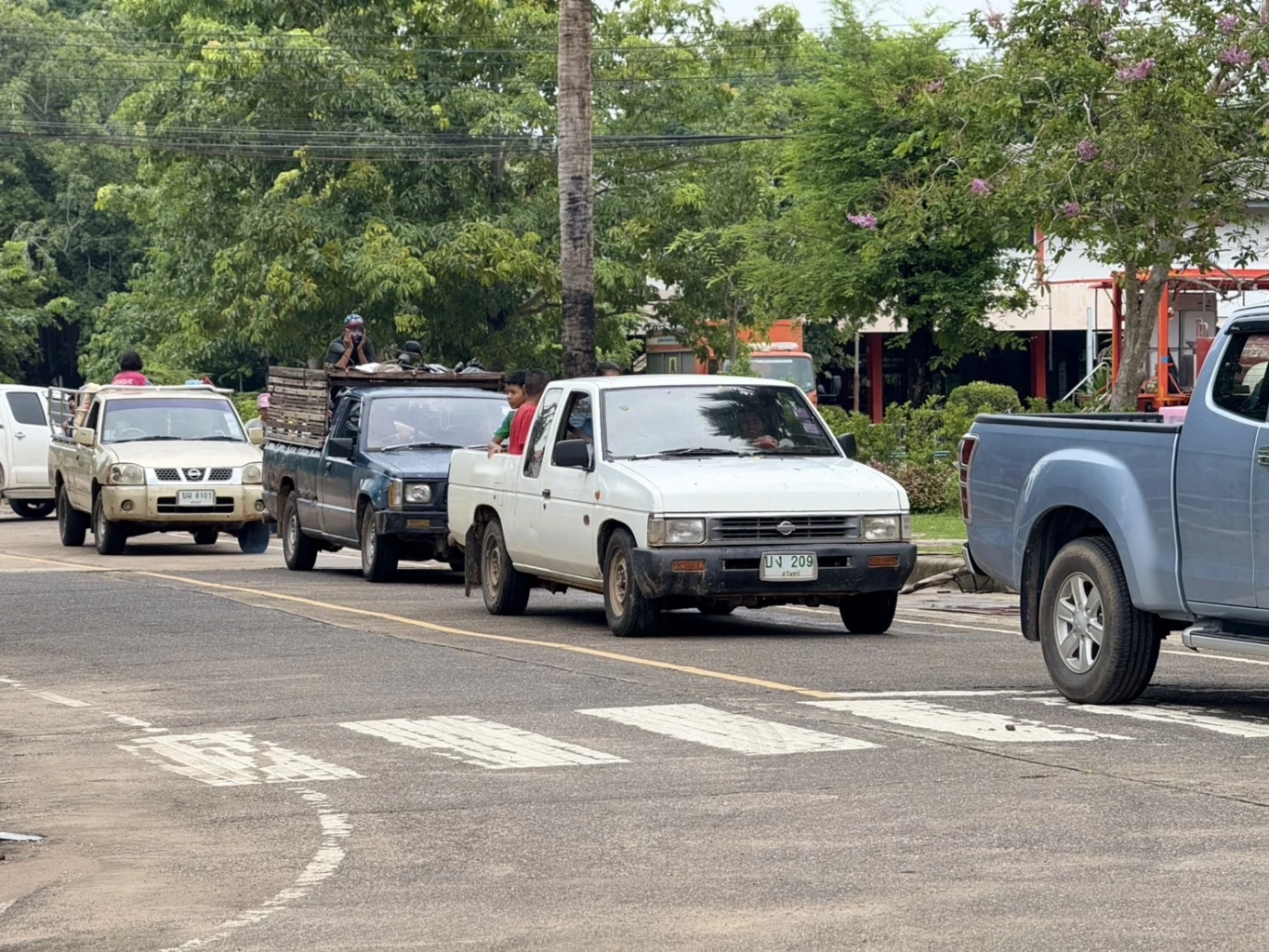 ด่วน! สั่งอพยพชาวบ้าน จากศูนย์อพยพ อำเภอปราสาท จ.สุรินทร์ ไปจุดปลอดภัย