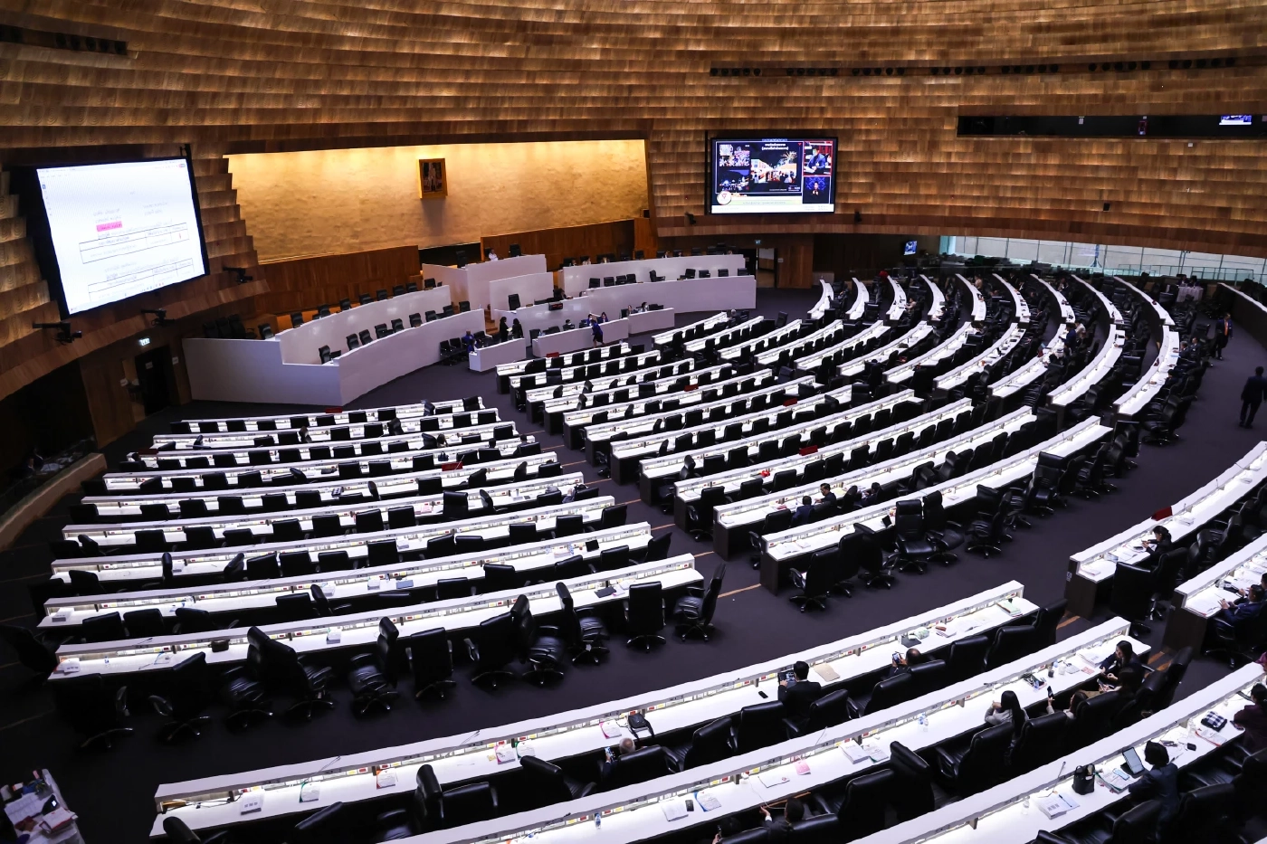 "อ.ไชยันต์" ชี้ แนวทาง "นายกฯเฉพาะกิจ" เป็นไปได้รูปแบบ "รัฐสภาแบบยุโรป"