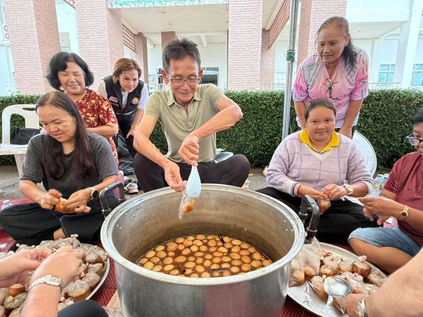 วันที่ เกรียง ลงพื้นที่ อ.เดชอุดม เตรียมการรอรับทักษิณ