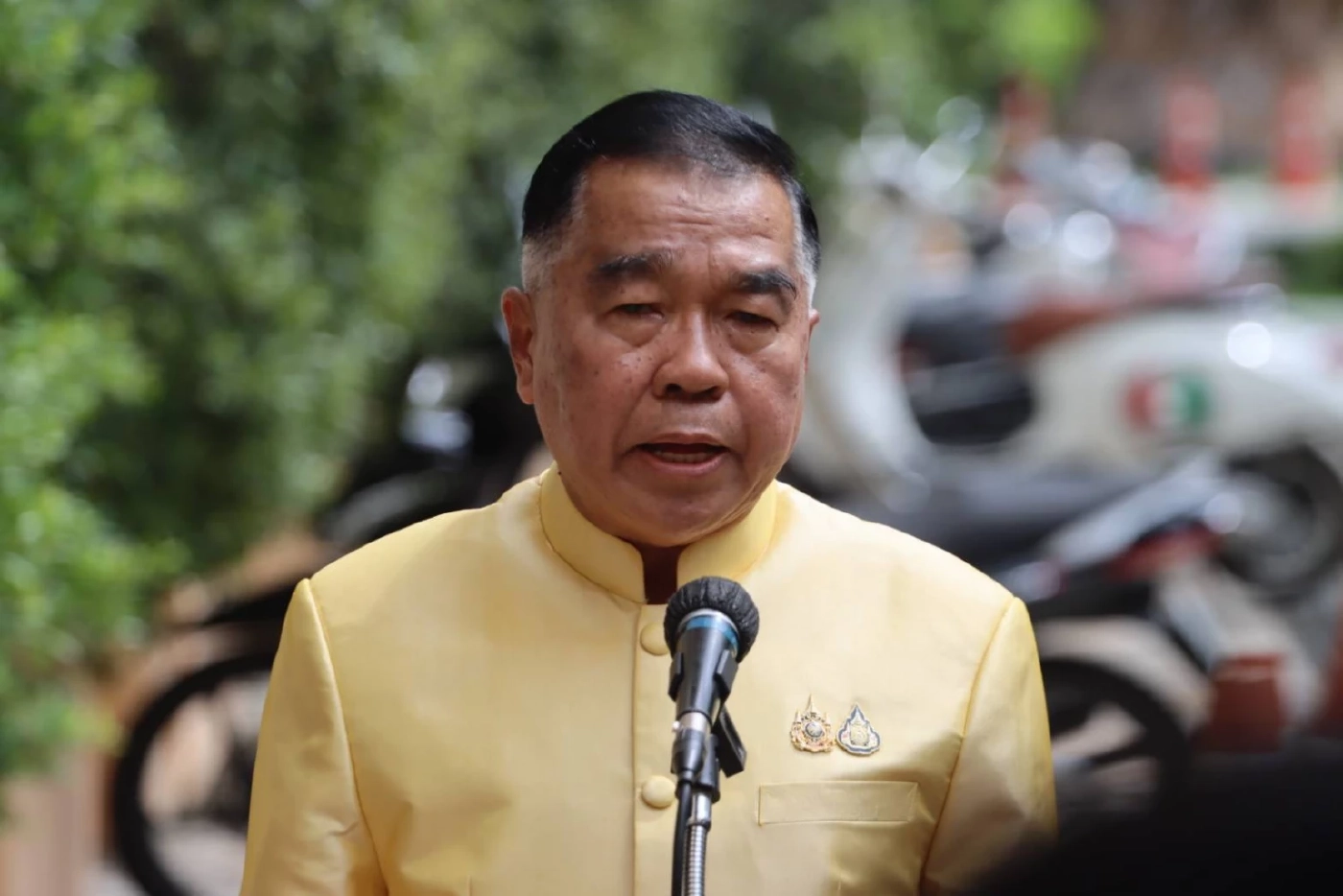 พลเอก ณัฐพล นาคพาณิชย์ รัฐมนตรีช่วยว่าการกระทรวงกลาโหม 