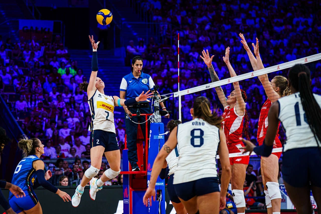 สรุปผลวอลเลย์บอลเนชั่นส์ลีก 2025: อิตาลี-บราซิล ทะลุชิงฯ, ญี่ปุ่น-โปแลนด์ ชิงที่ 3