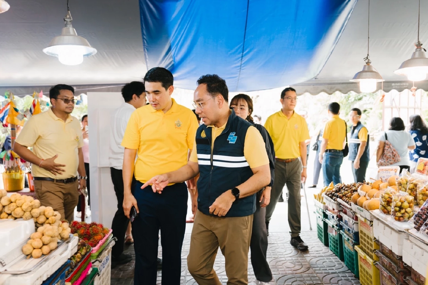 “จตุพร” กำชับดูแลราคาสินค้าหลังอุทกภัย มอบ “สุชาติ” เยี่ยมชายแดน