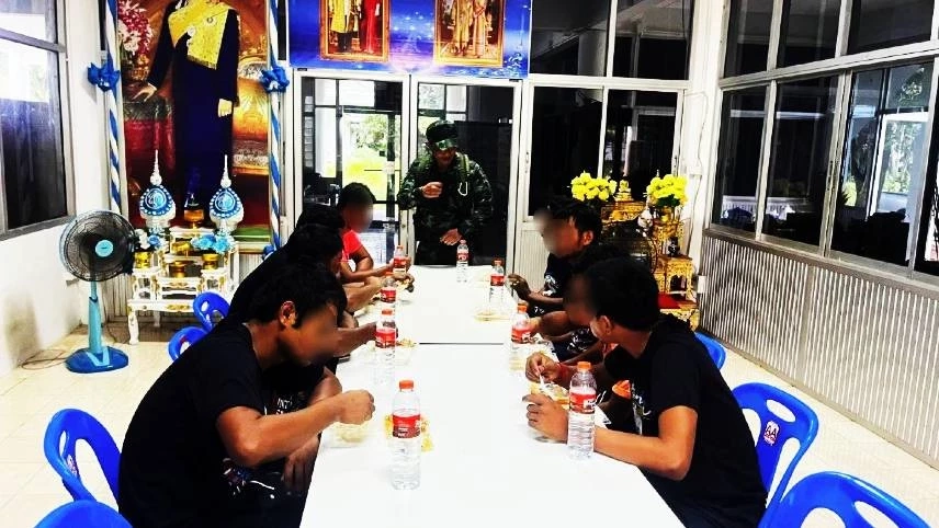\"อดีตรองเจ้ากรมพระธรรมนูญ\" เปิดข้อกฎหมายการควบคุมตัว \"18 ทหารกัมพูชา\"