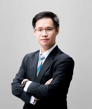 ผศ.ดร.ธนภัทร ชาตินักรบ อาจารย์ประจำศูนย์กฎหมายระหว่างประเทศ คณะนิติศาสตร์ มหาวิทยาลัยธรรมศาสตร์ 