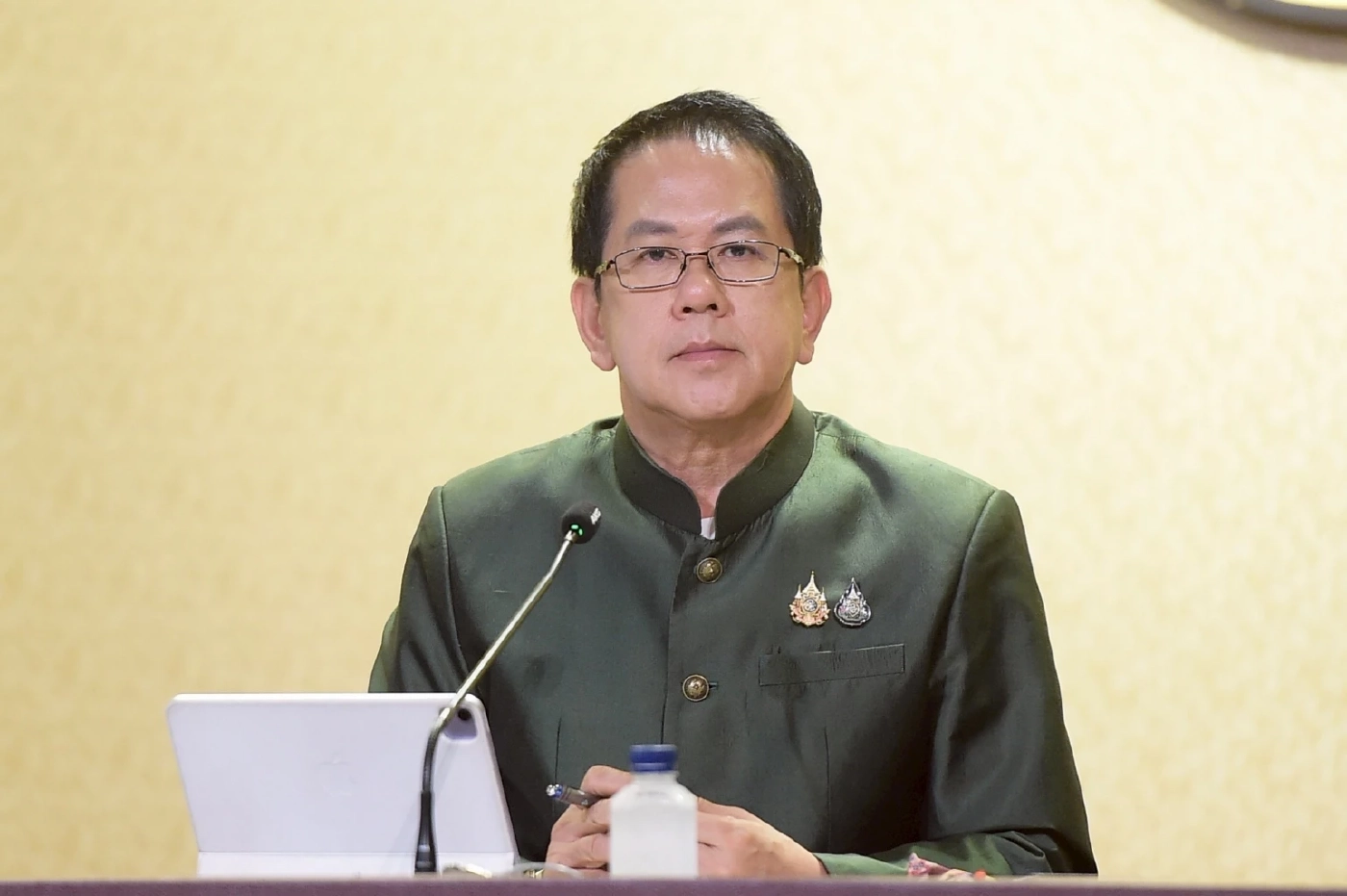  นายจิรายุ ห่วงทรัพย์ โฆษกประจำสำนักนายกรัฐมนตรี