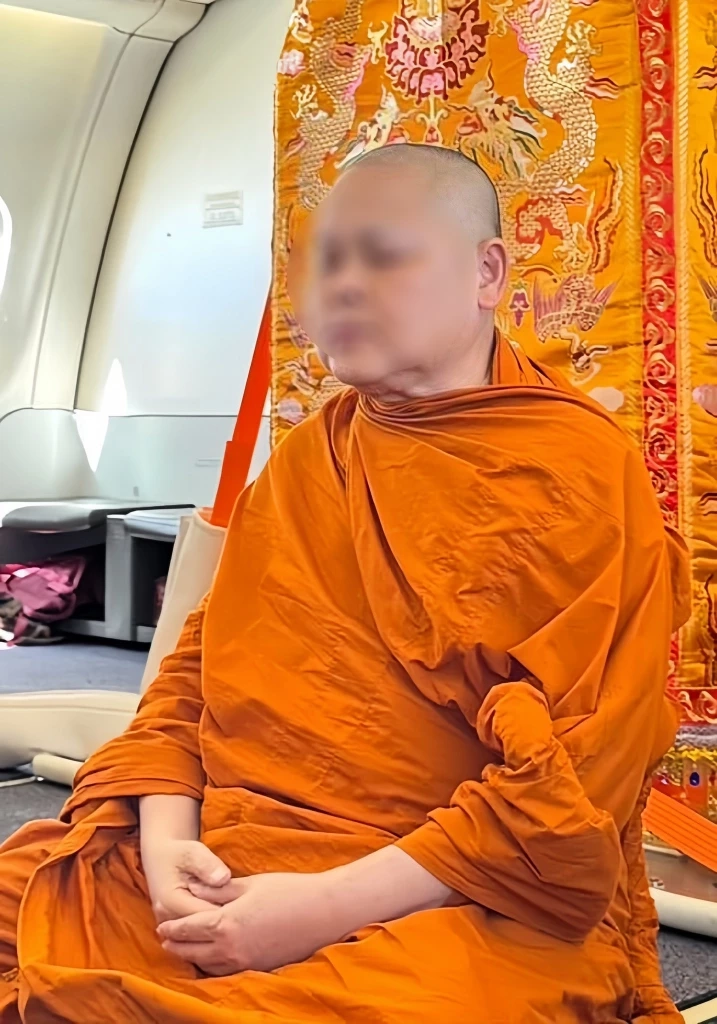 “พระเทพปวรเมธี" หรือ เจ้าคุณประสิทธิ์ ผู้ช่วยเจ้าอาวาสวัดประยุรวงศาวาส