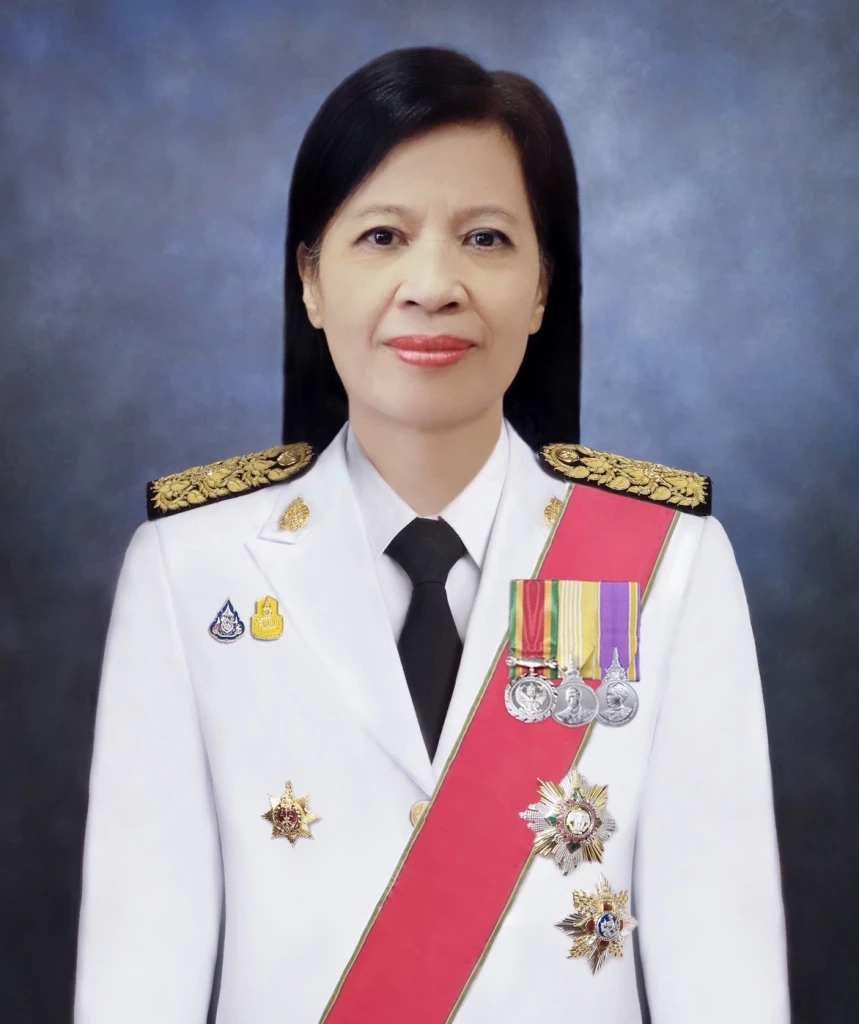 นางมัณทรี อุชชิน