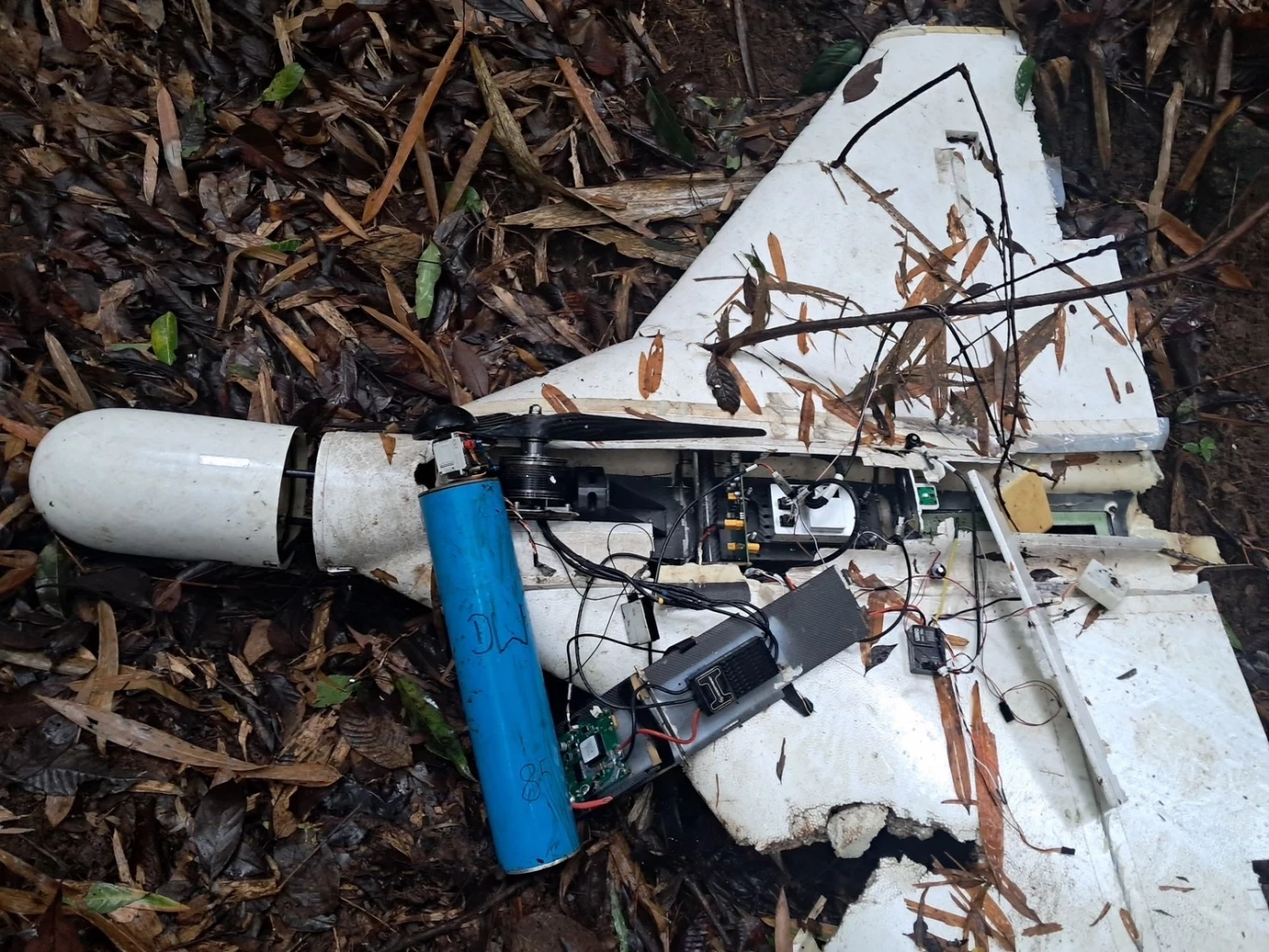 พบโดรนกามิกาเซ่ ใช้สำหรับโจมตี เสียการควบคุมตกในฝั่งไทย