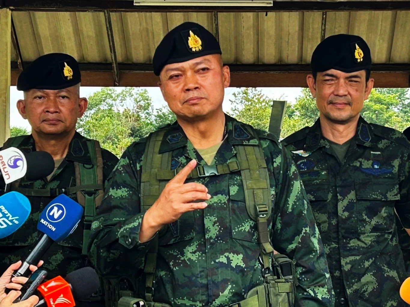 แม่ทัพภาค 2 บอก “ผมยังอยู่” หลังทหารกัมพูชาปล่อยเฟกนิวส์ หวังทำลายขวัญกำลังใจ
