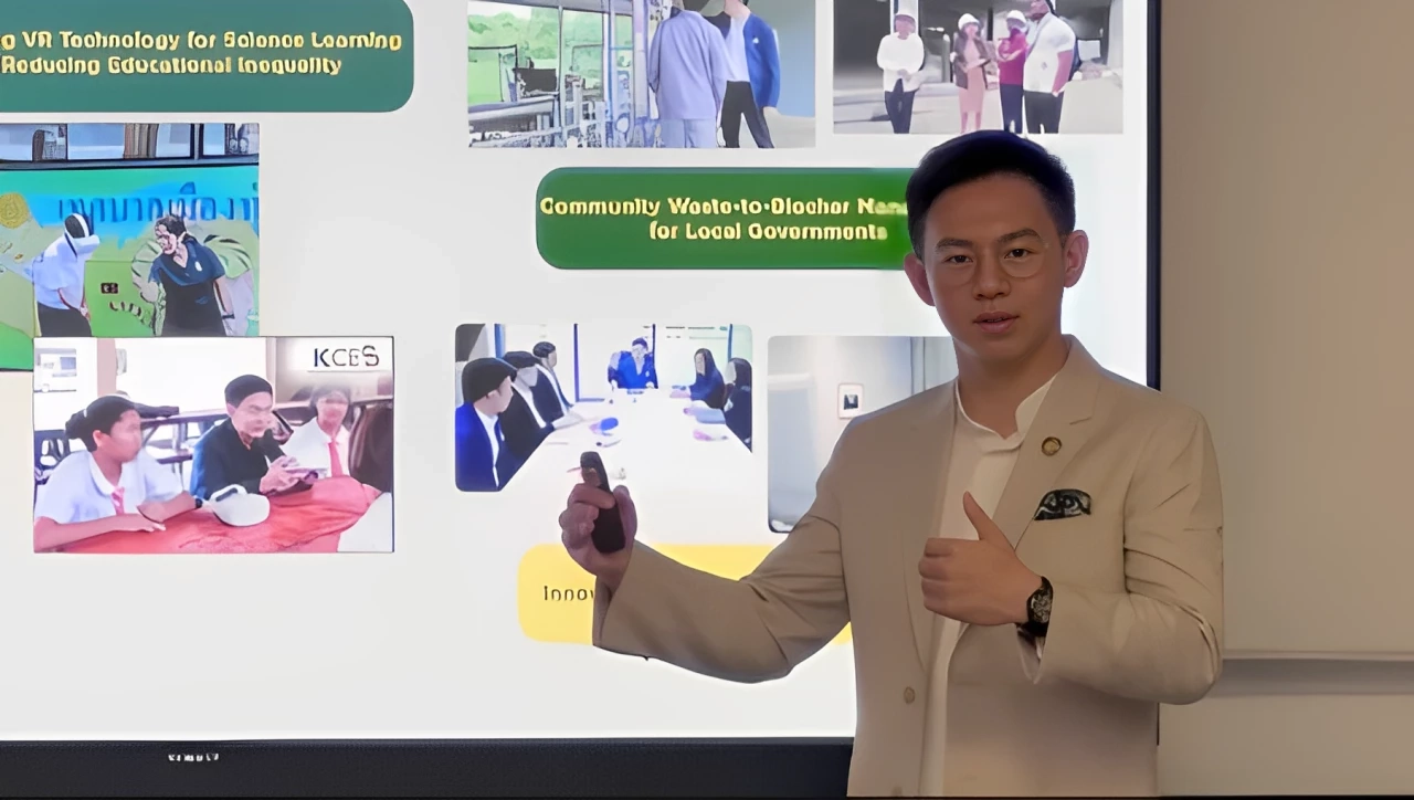 รศ.ดร.อิสระ เสรีวัฒนวุฒิ รองเลขาธิการสถาบันพระปกเกล้า ในฐานะว่าที่เลขาธิการสถาบันพระปกเกล้าคนใหม่