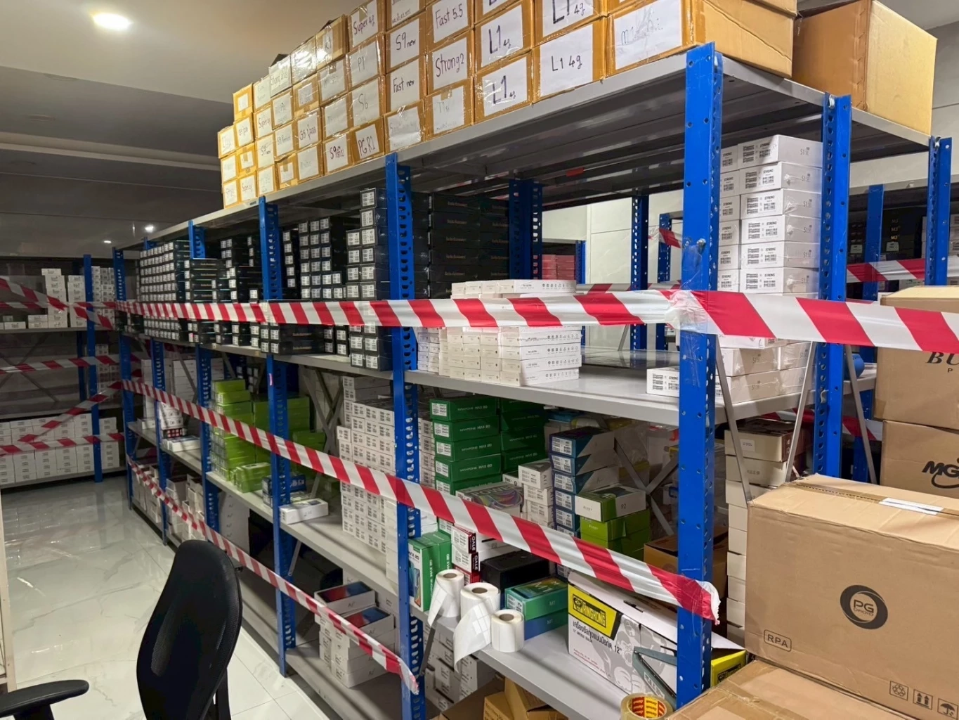 เอกนัฏ สั่ง ทีมสุดซอย ปราบดัมพ์ สู้ ทรัมป์ กวาดล้างจับสินค้าตกเกรด