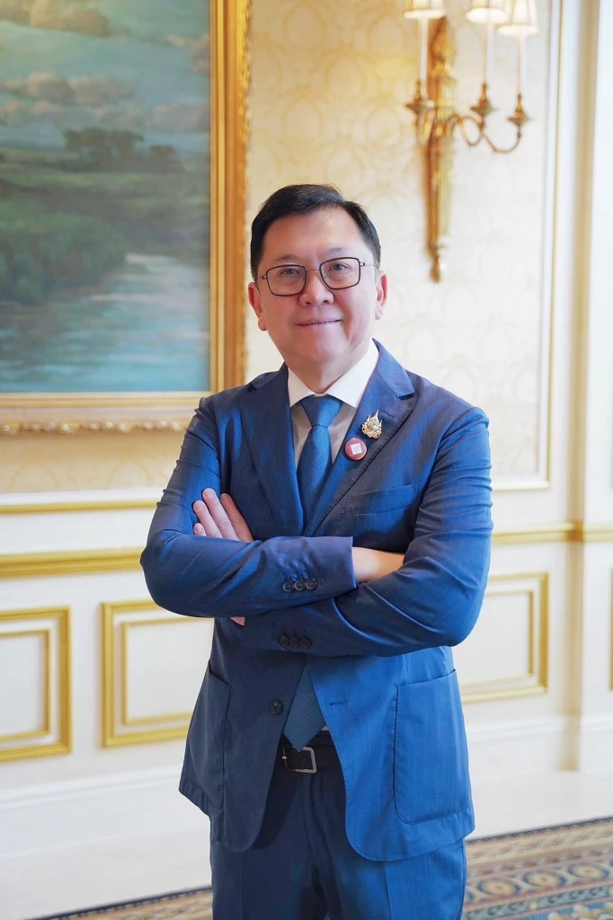 จตุพร บุรุษพัฒน์ รัฐมนตรีว่าการกระทรวงพาณิชย์